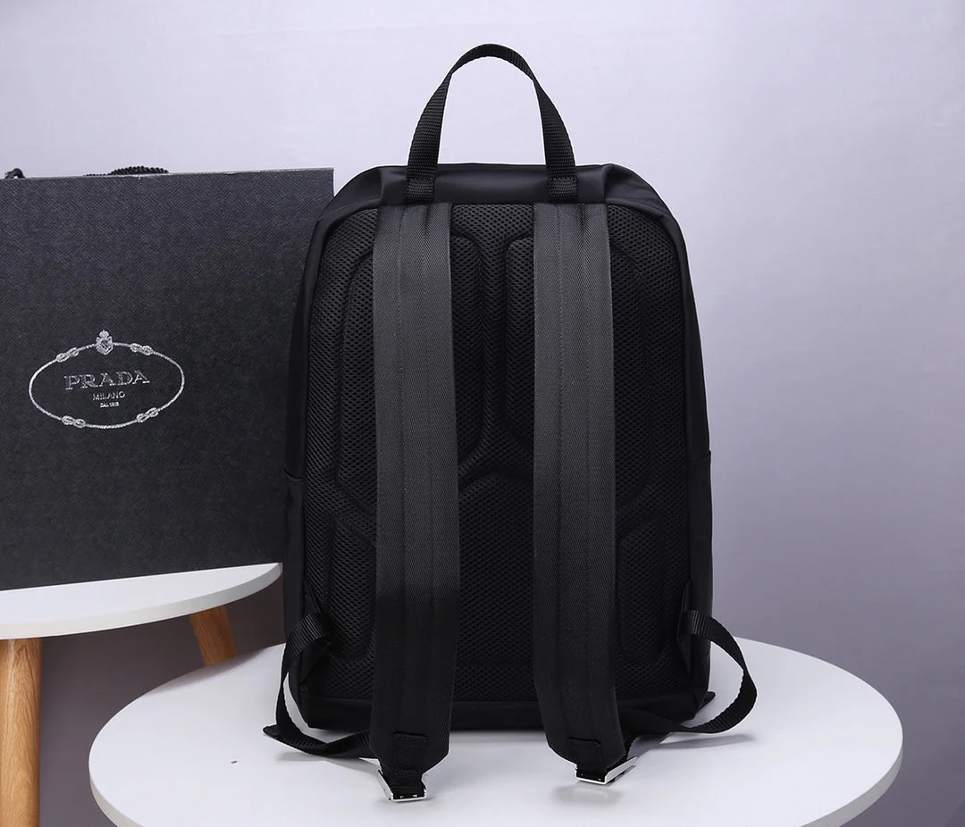 Prada BACKPACK 39 IN BLACK RE-NYLON AND SAFFIANO LEATHER
