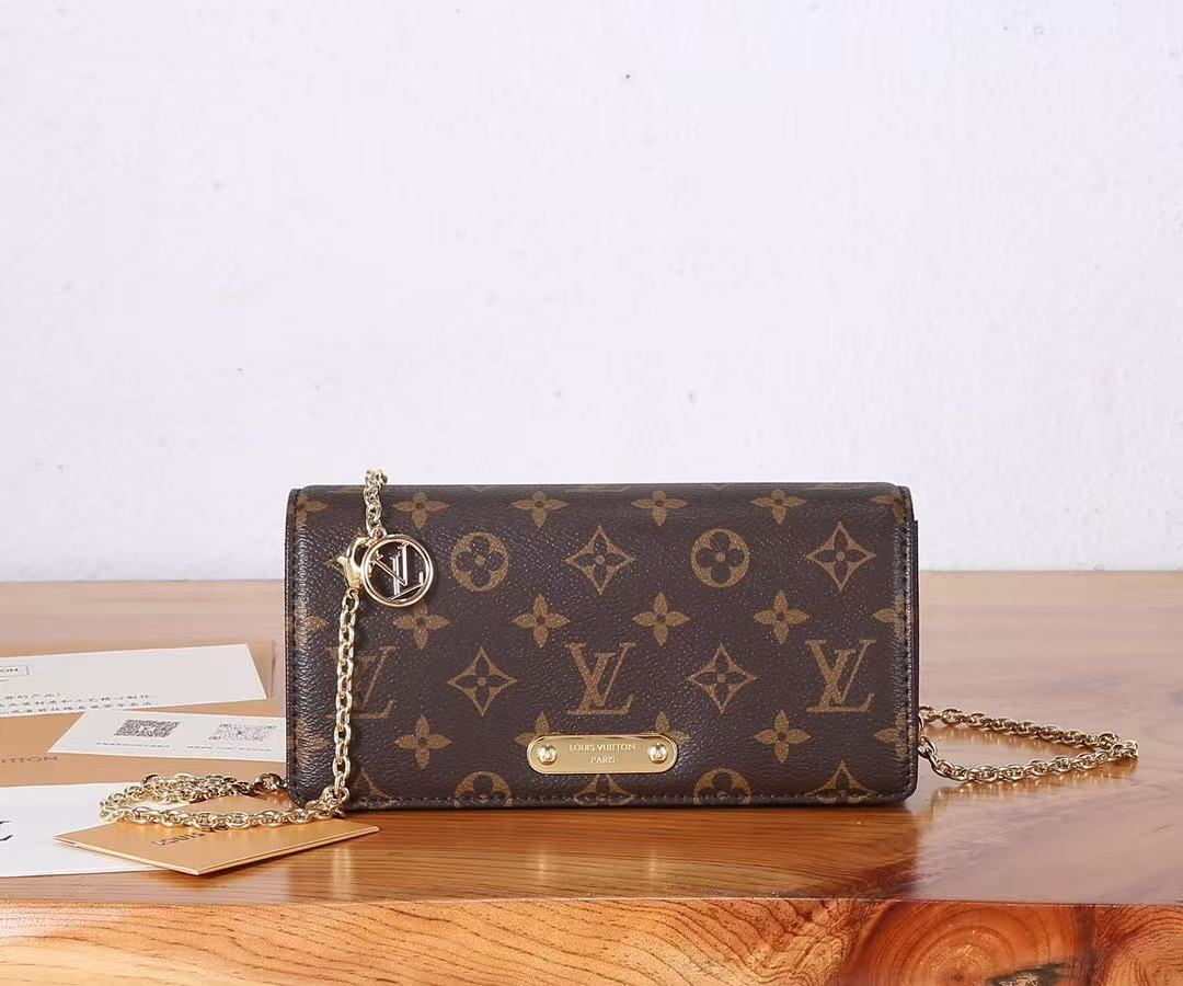 Louis Vuitton LV Lily On Chain Bag