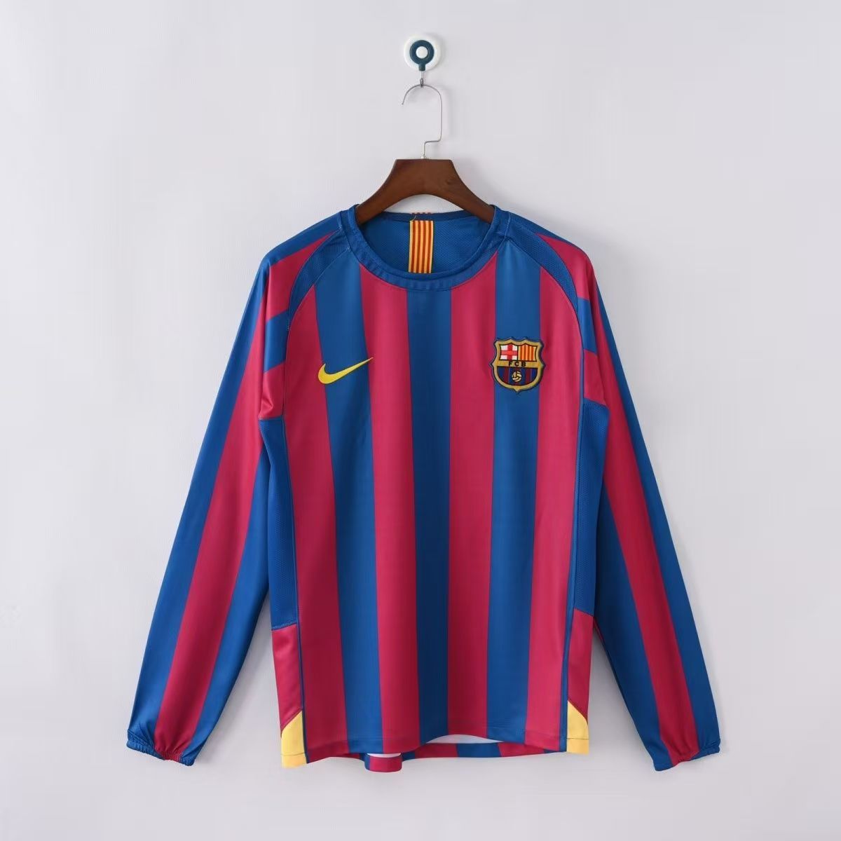 05-06 Barcelona Classic Retro Champions League Final Jersey | Soc Jersey - Premium Football Jersey