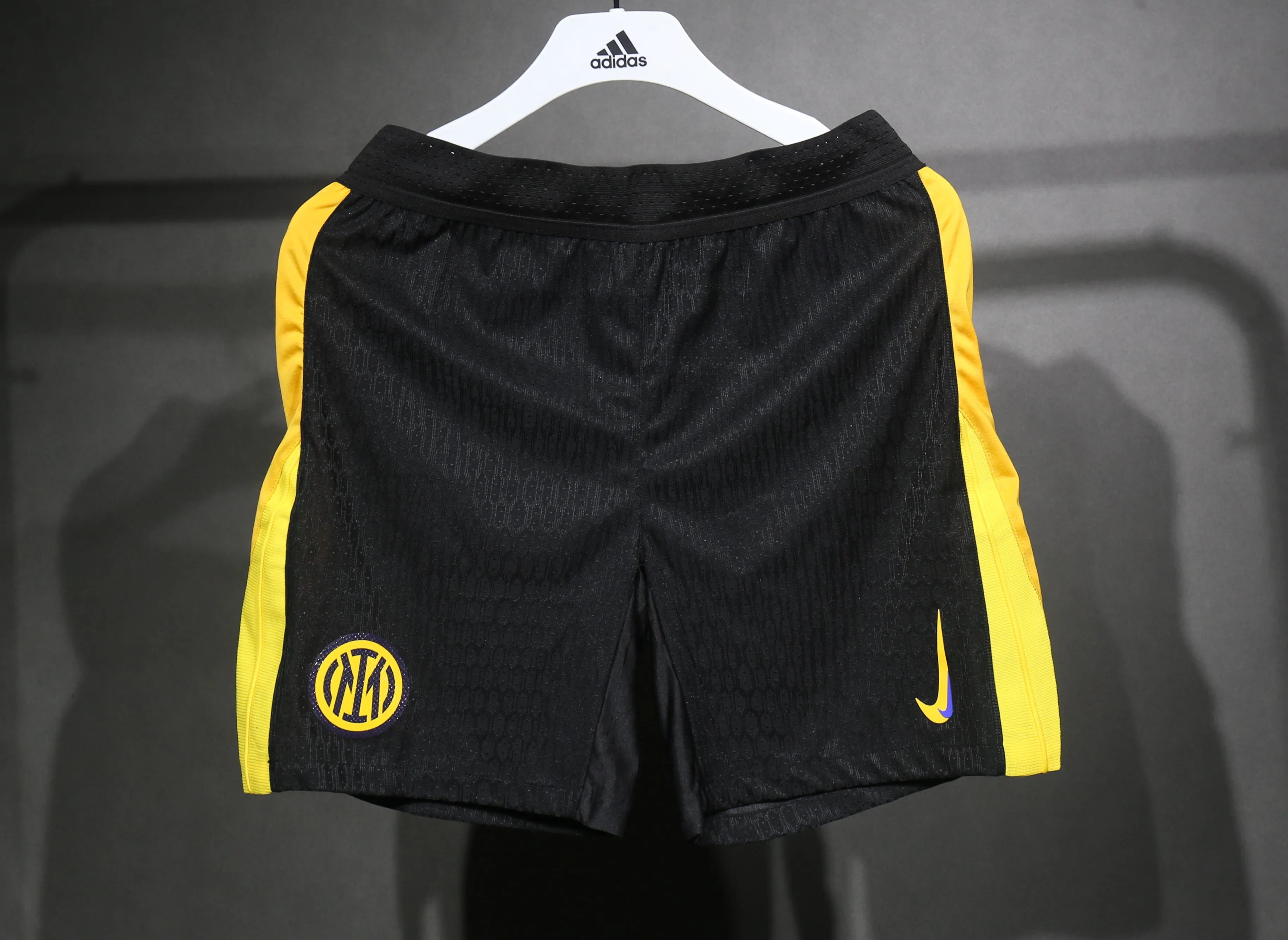 Player Version Shorts 2024-25 Inter Milano Third
