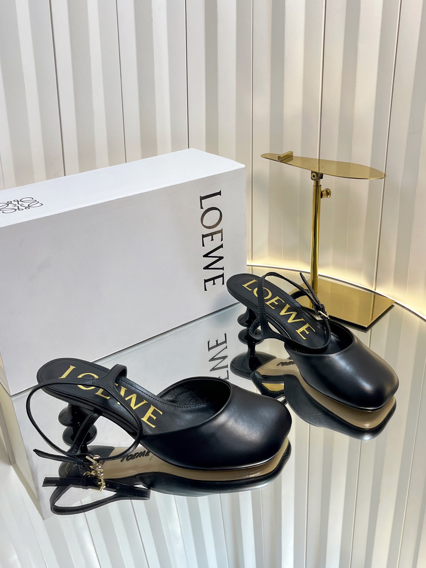 Loewe Toy Flat Slingback Pump in Nappa leather