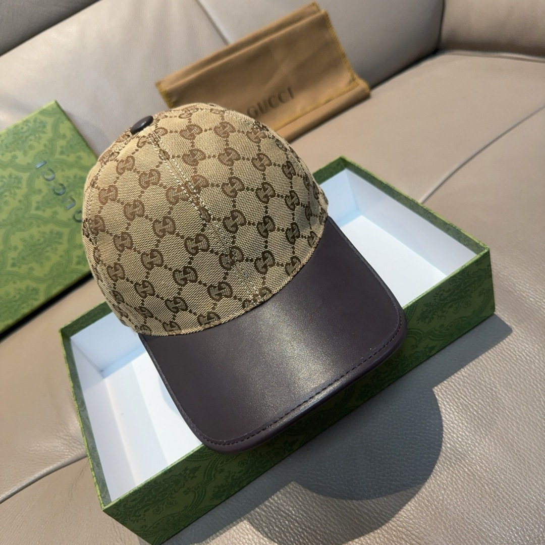 Gucci GG Supreme Canvas Leather Brim Baseball Cap Hat - KAIROO