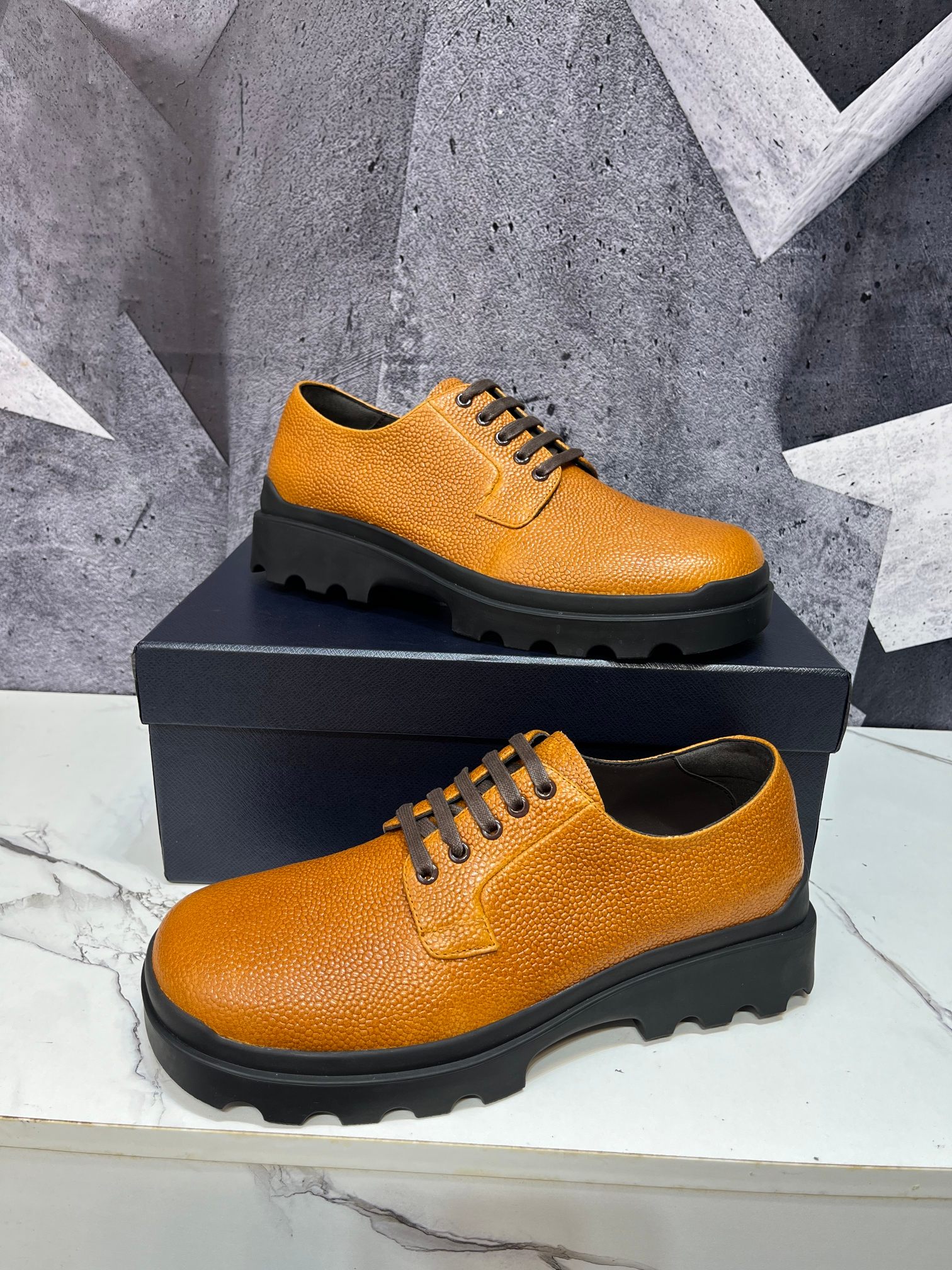 Prada Men's leather Derby Shoes Dress Shoes
