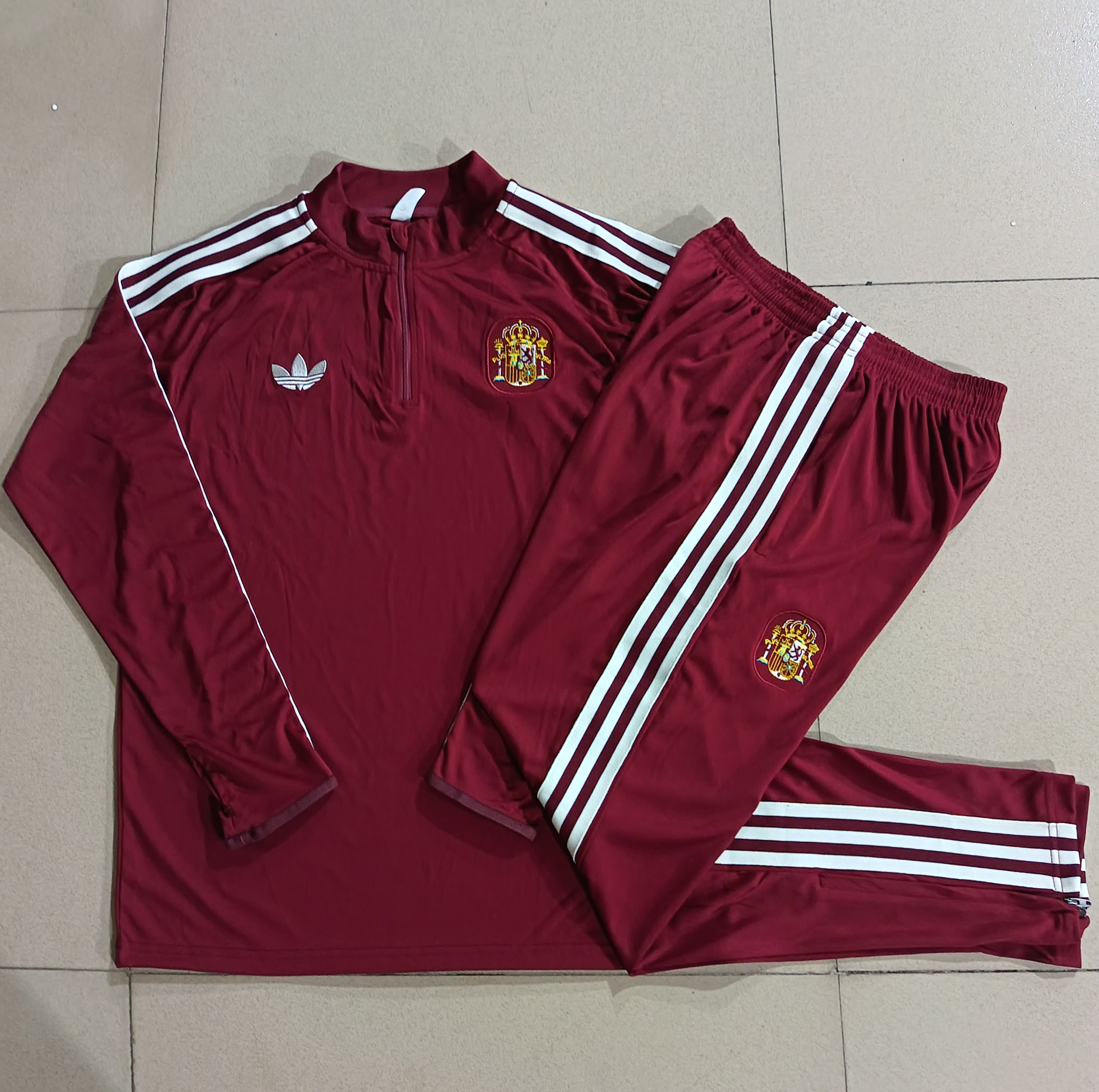 Spain Kids Training Suit 26/27 | Soc Jersey - Premium Football Jersey