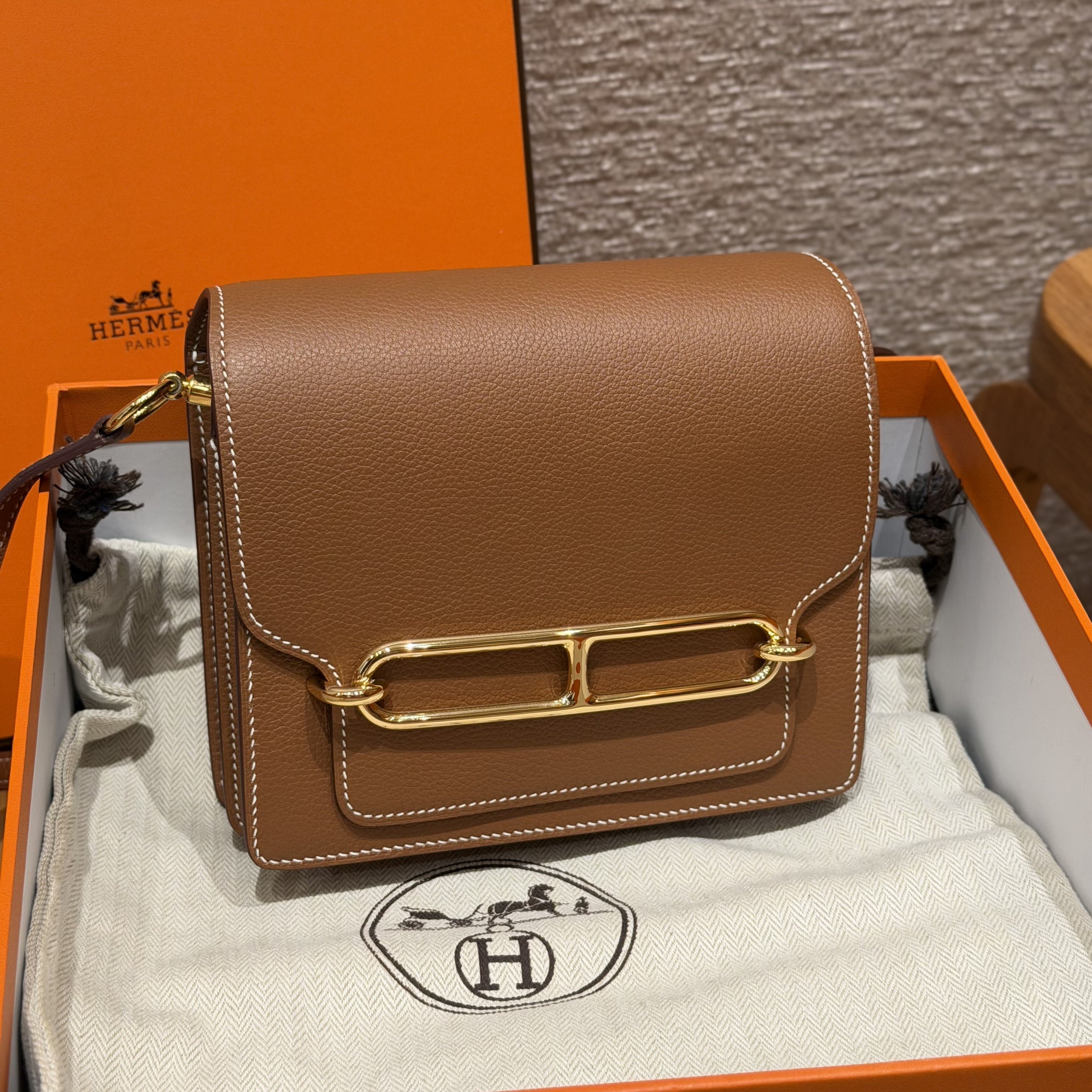 Hermes Gold Evercolor Mini Roulis 18
