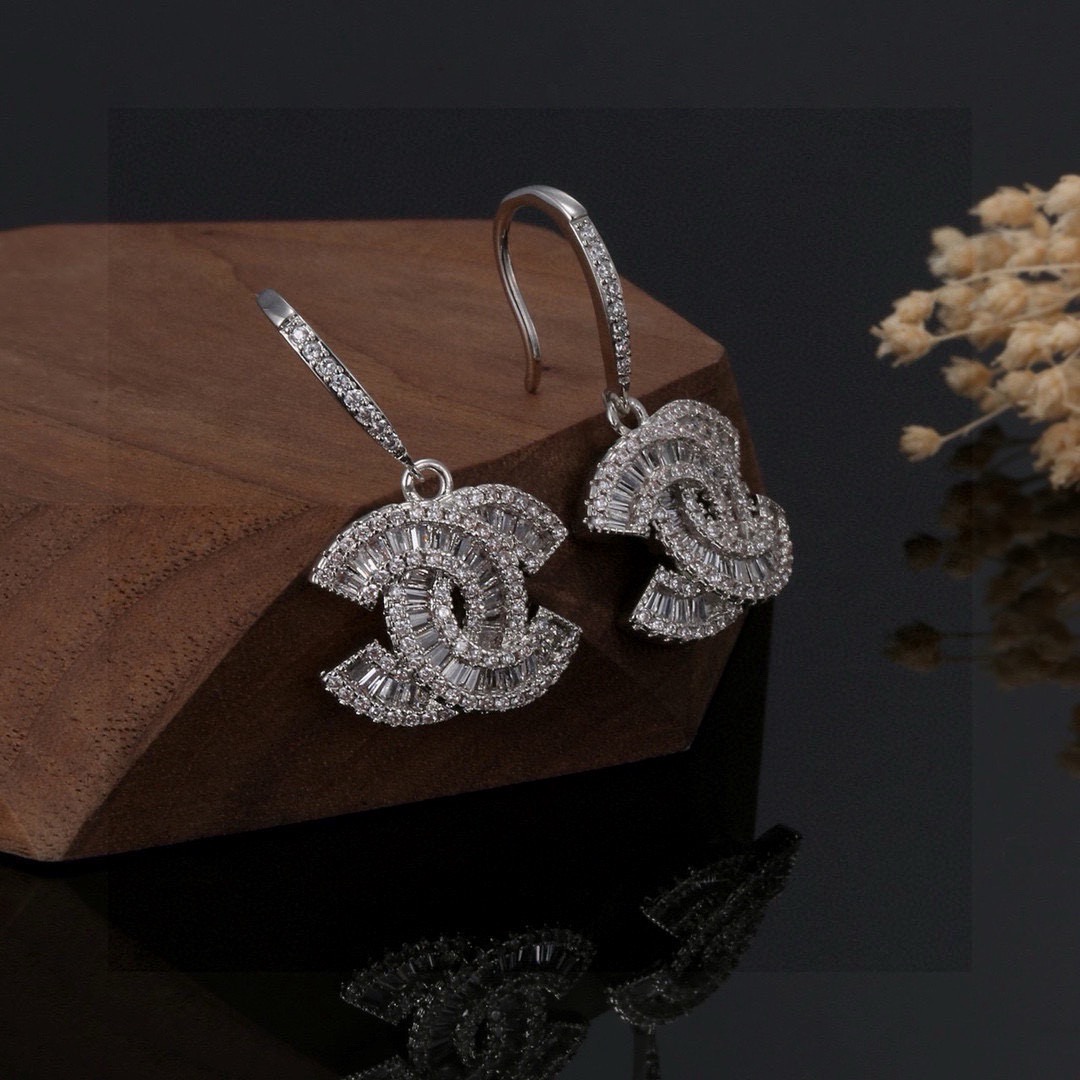 Chanel Fashion CC Earrings