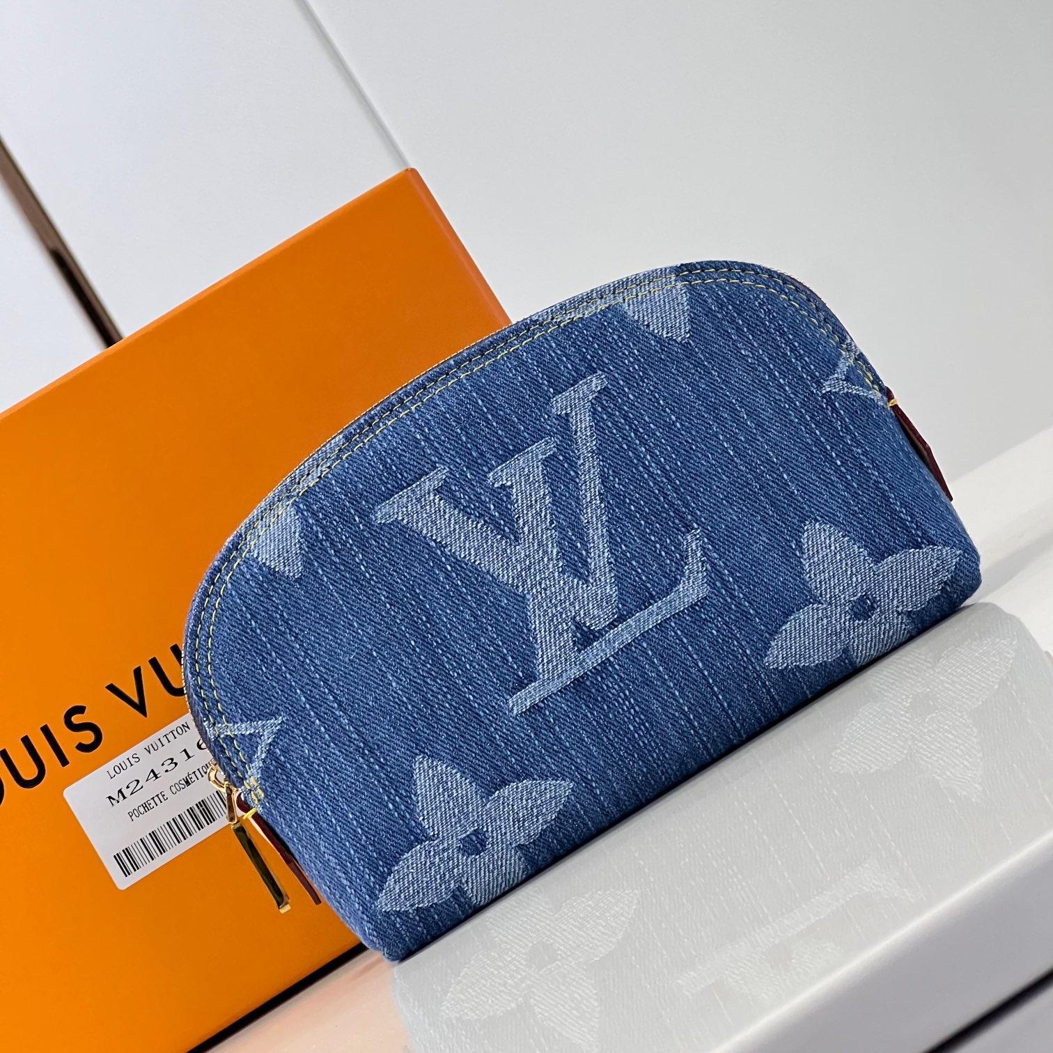 Louis Vuitton LV Pochette Cosmétique PM