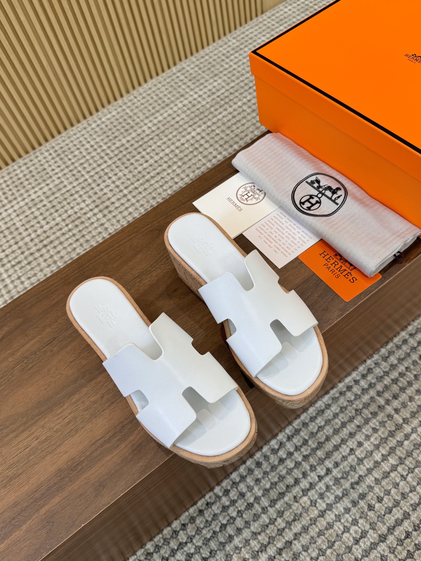 Hermès White Smooth Leather H-Cutout Cork Sole Slide Sandal - KAIROO