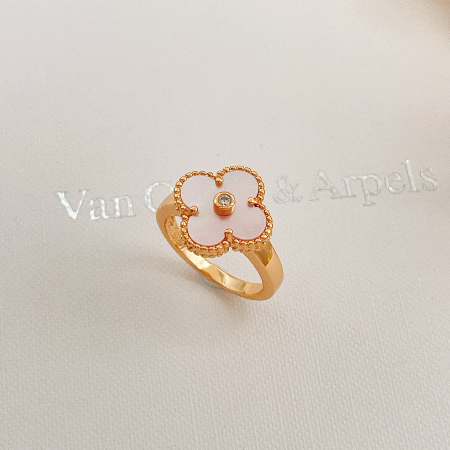 Van Cleef Fashion Ring
