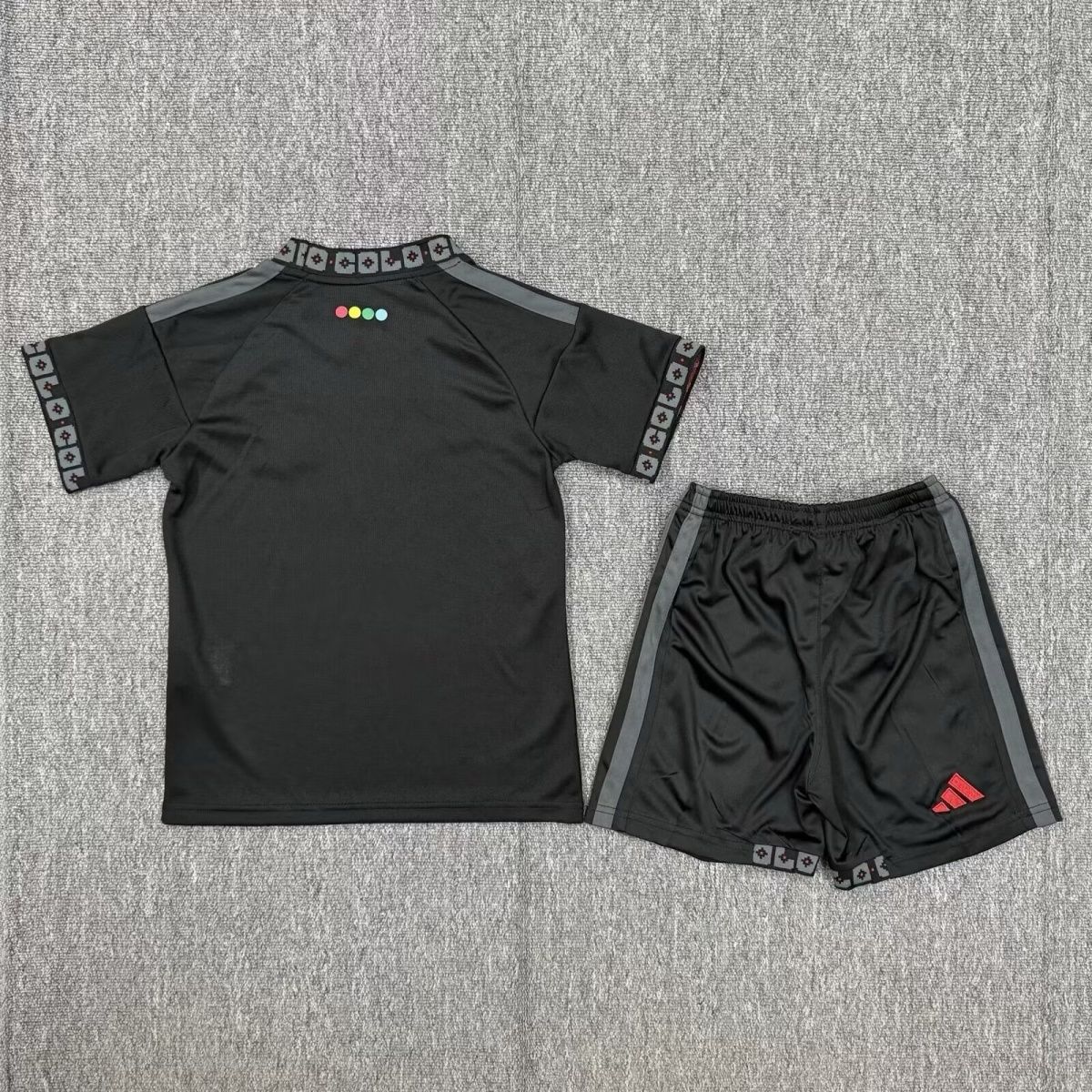Kids Colo Colo Away Jersey Suit 26/27