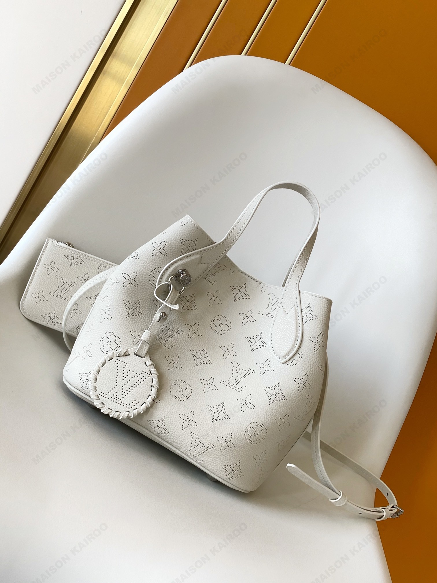 【10A】Louis Vuitton LV Mahina Blossom PM White Dense Perforated Leather Basket Handle Tote Bag - KAIROO