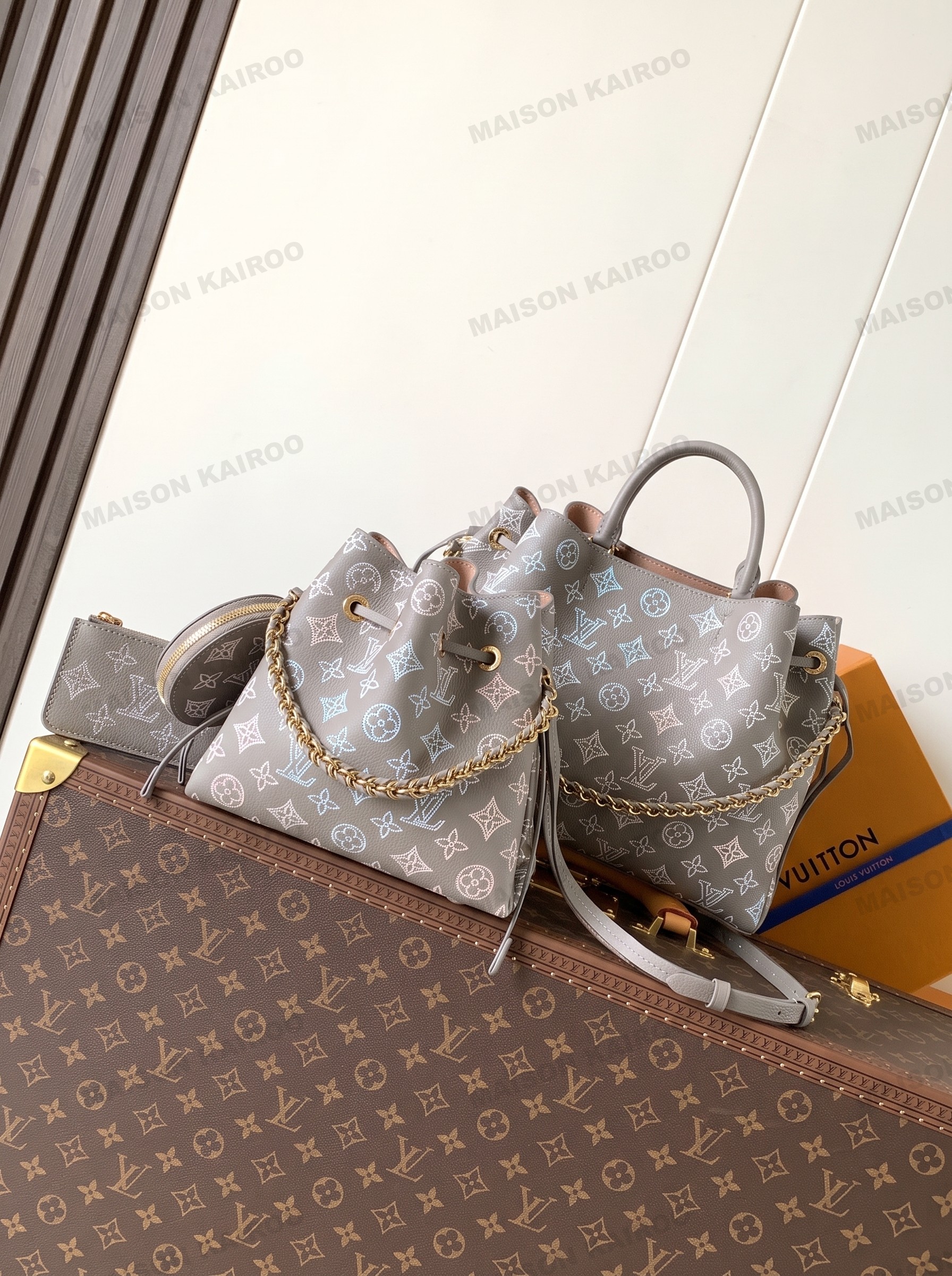 【10A】Louis Vuitton LV Mahina Bella Tote Taupe Gradient Perforated Monogram Leather Drawstring Bucket Bag - KAIROO