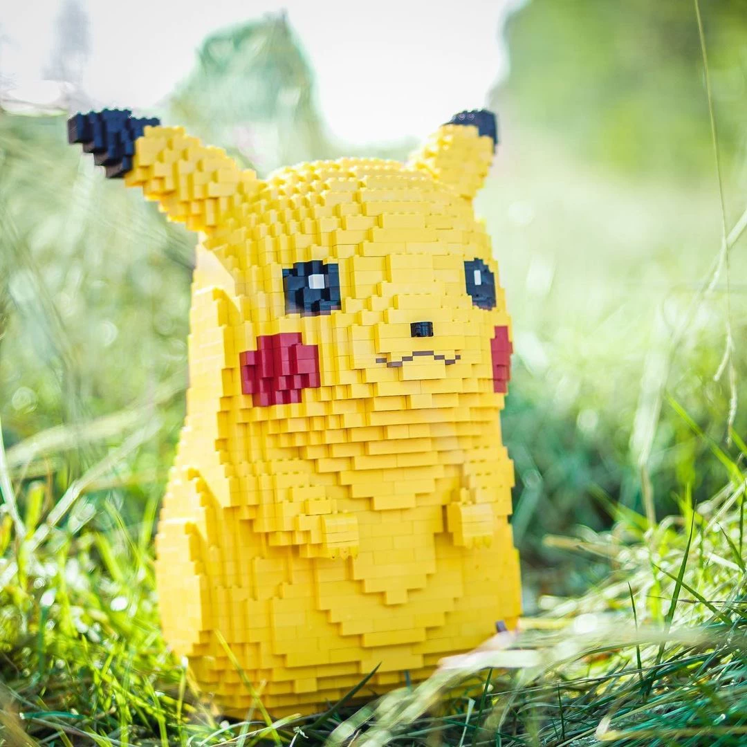 2569Pcs MOC Pikachu