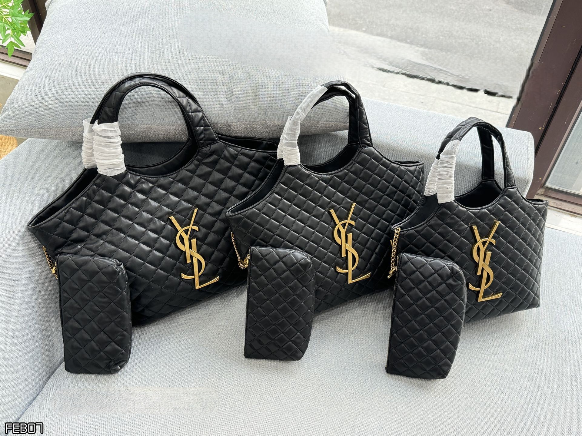 Saint Laurent YSL Icare Maxi/Med/Small Black Monogram Quilted Leather Shopping Tote Bag - KAIROO