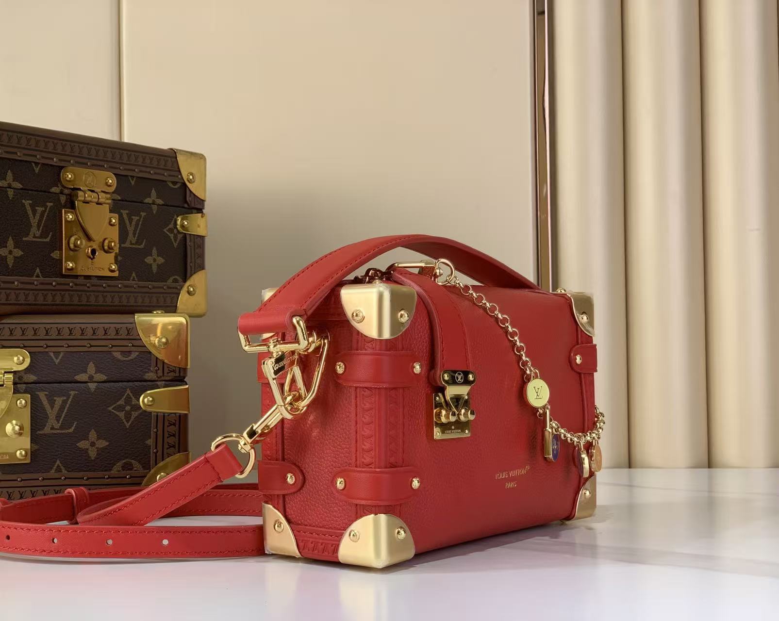 Louis Vuitton LV new Side TRUNK medium-sized handbag M28333