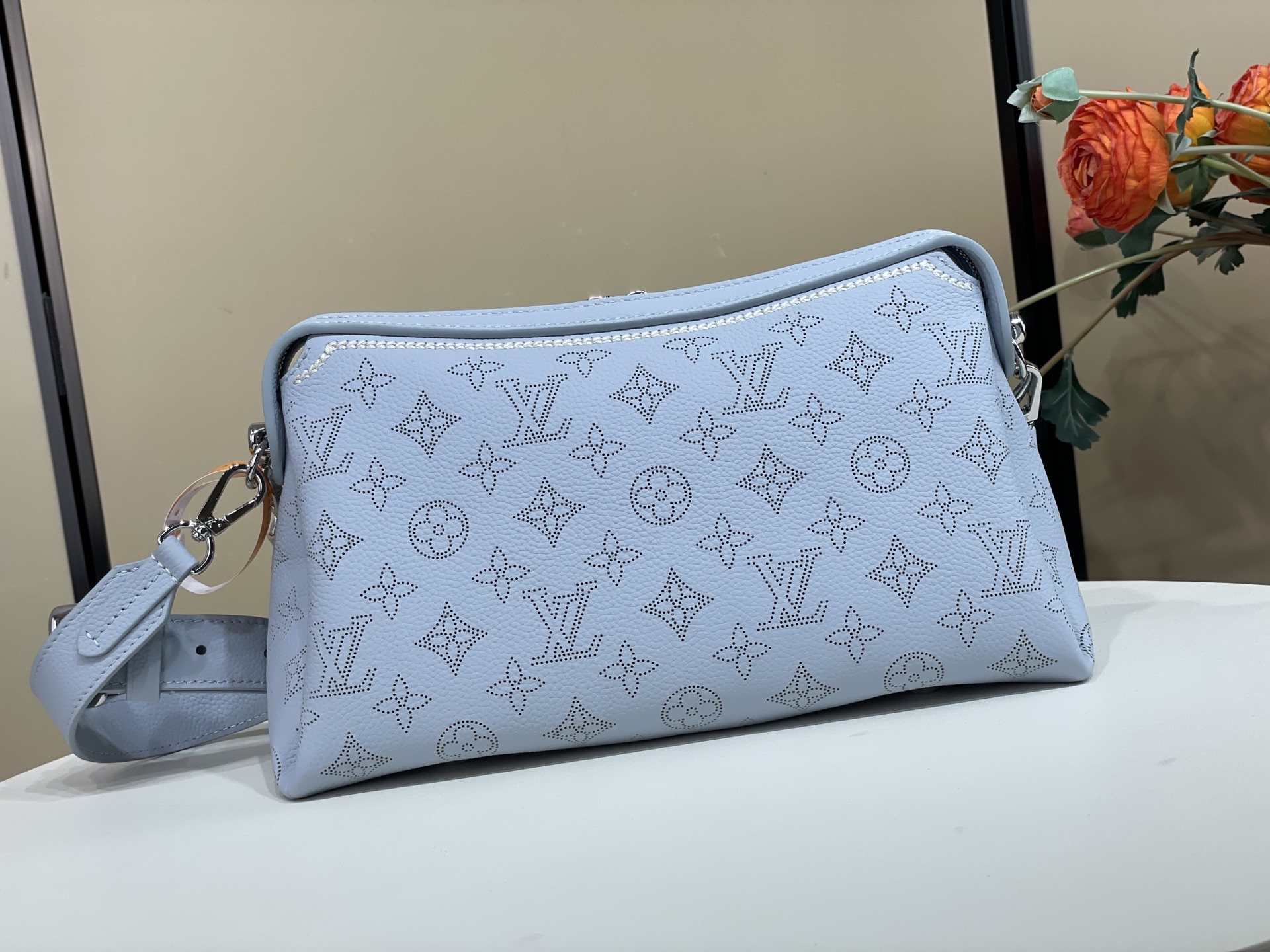 Louis Vuitton Hand It All PM handbag
