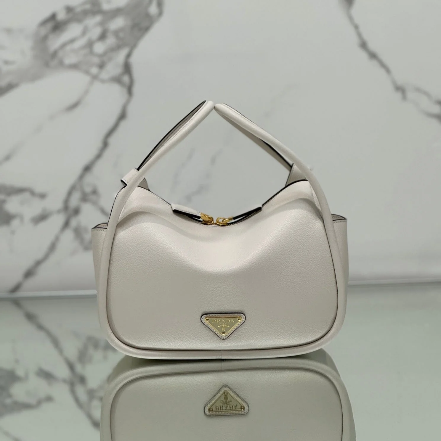 Prada DARLING HANDBAG 25 IN WHITE SOFT GRAIN LAMBSKIN