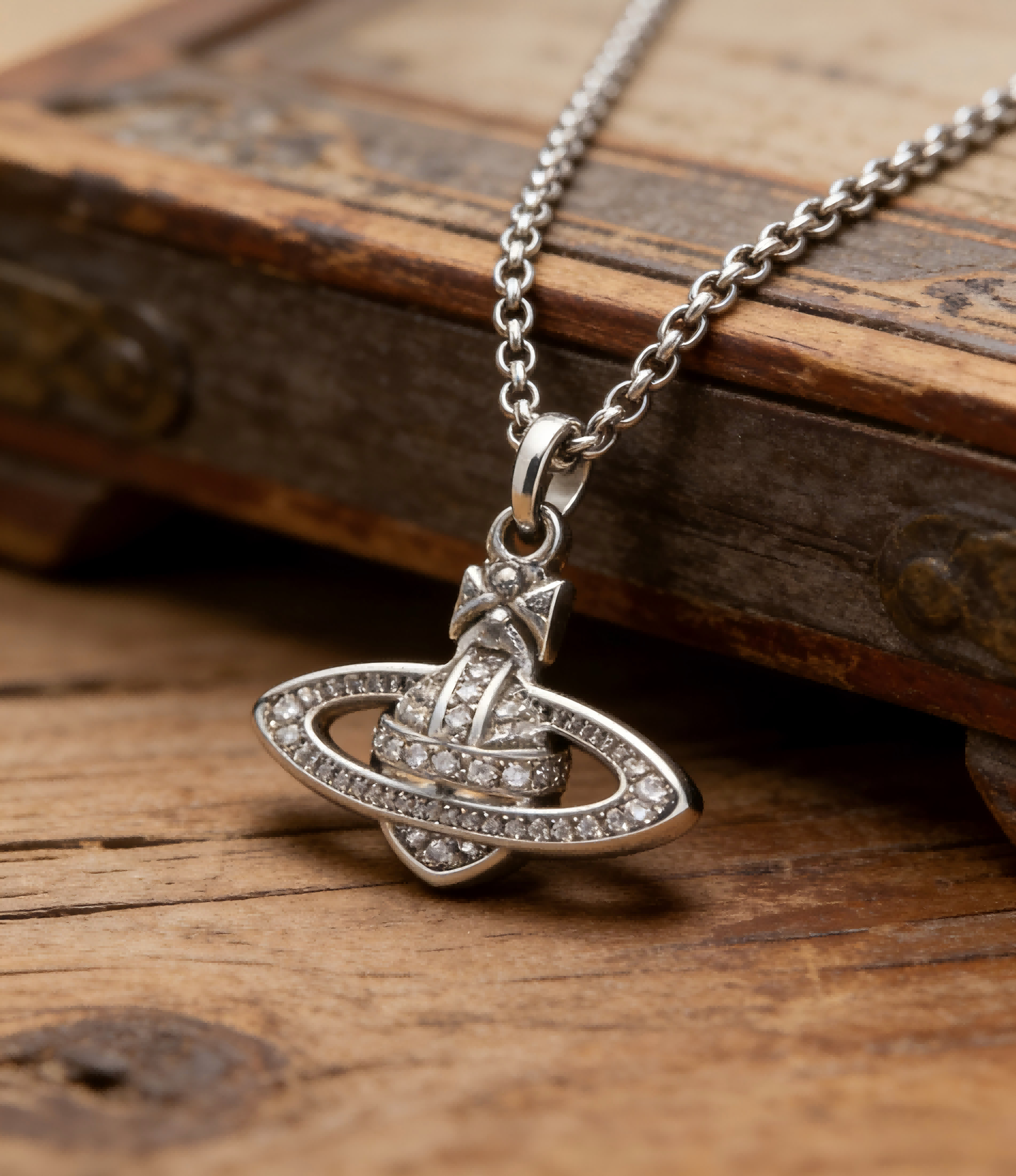 2026 New Vivienne Westwood Style Silver Full Crystal Saturn Pendant Necklace - Dainty Diamond Celestial Jewelry for Women