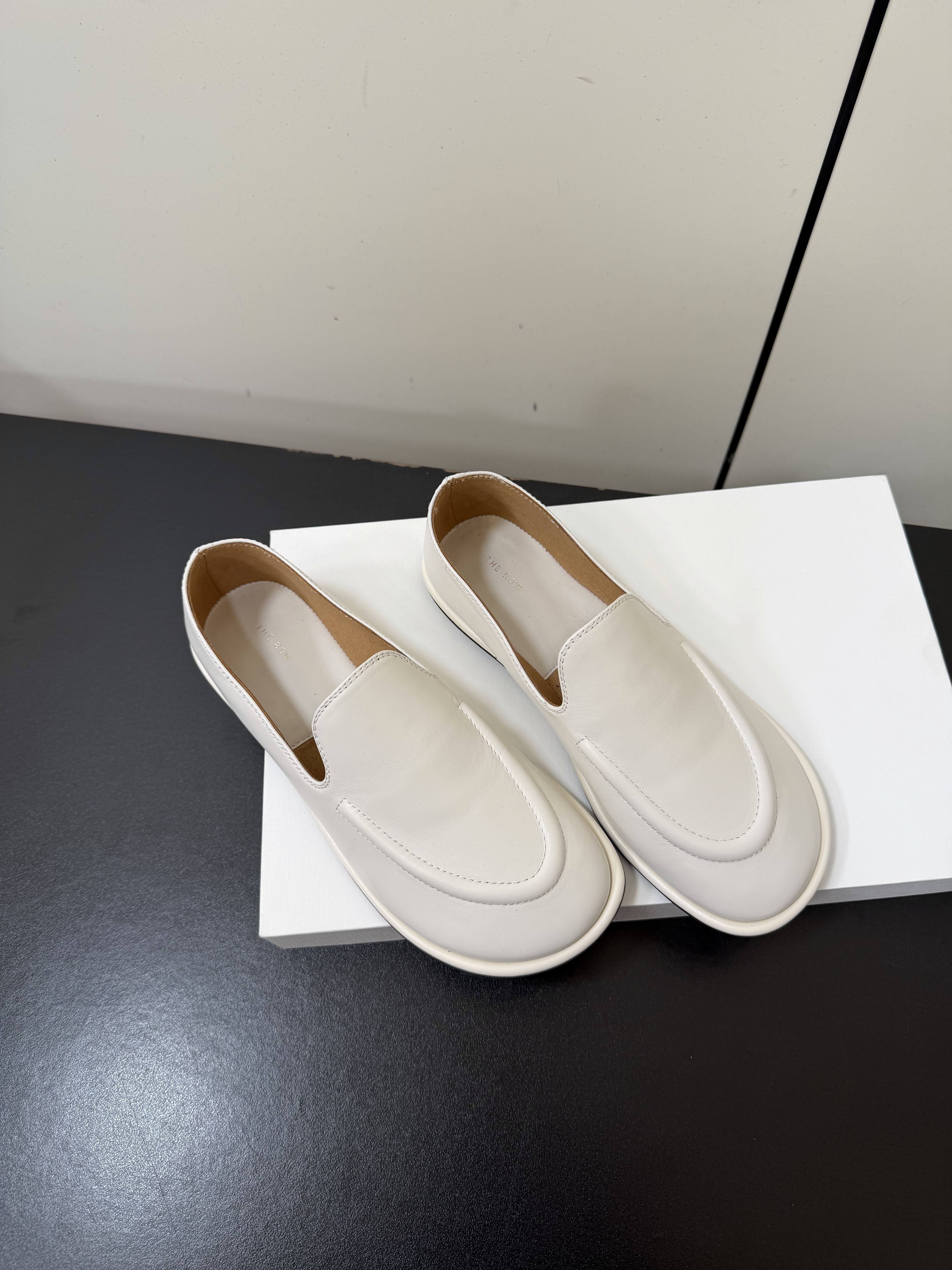 The Row Classic Leather Loafer