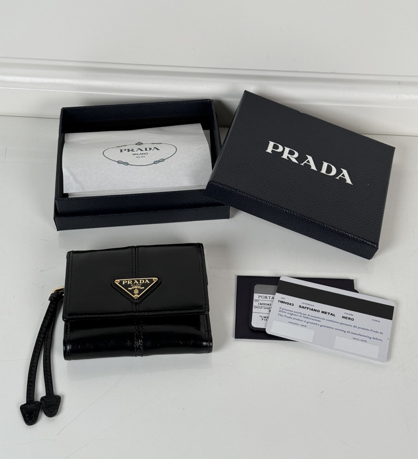 Prada Calfskin Small Wallet-Black