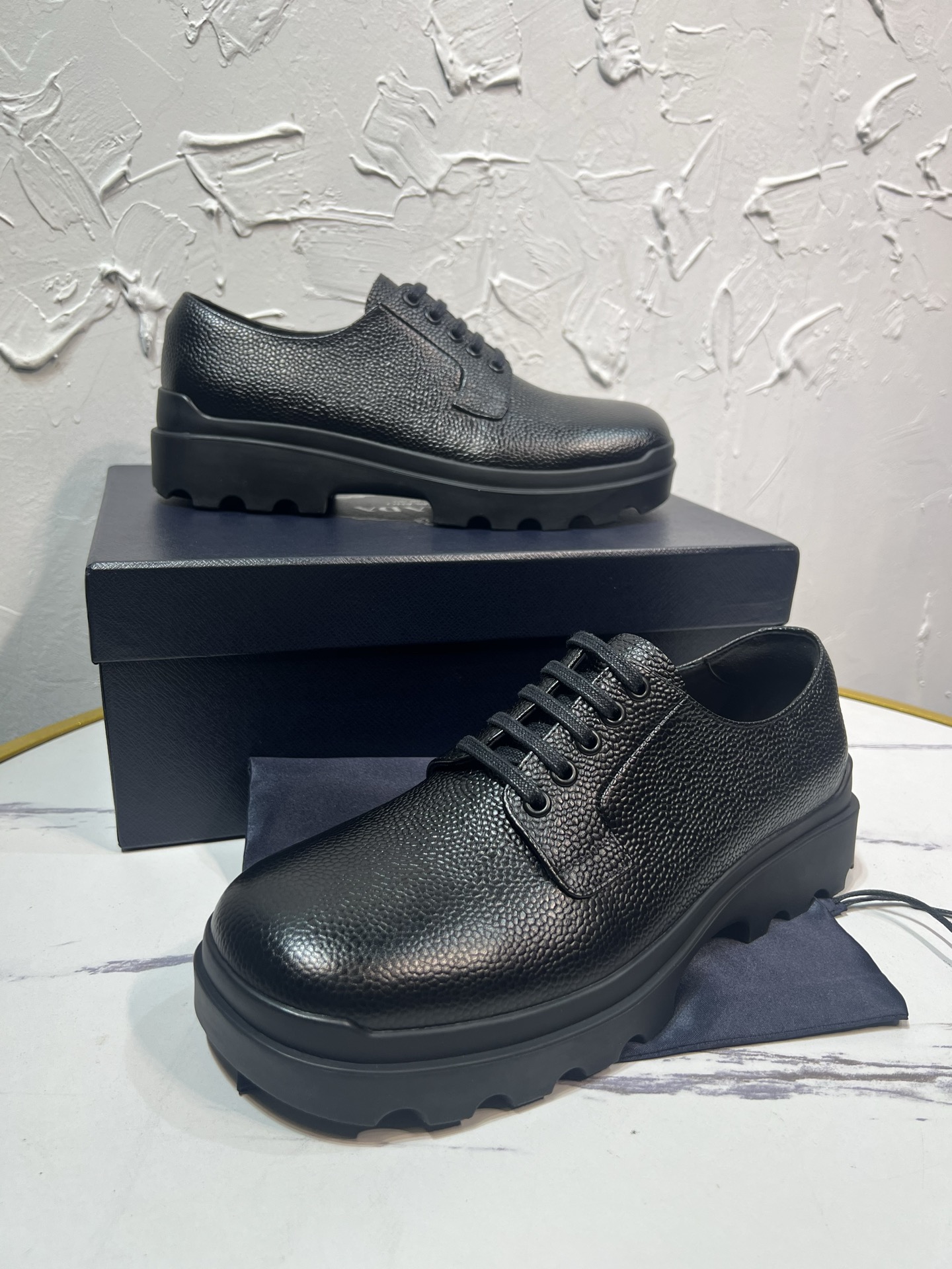 Prada Men's leather Derby Shoes Dress Shoes