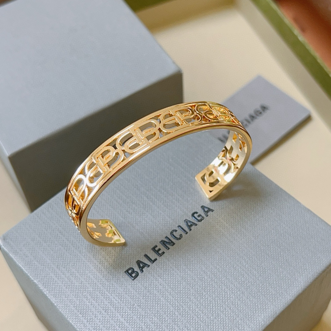 Balenciaga BB Icon Interlocking Logo Openwork Gold Bangle Rigid Cuff Bracelets - KAIROO