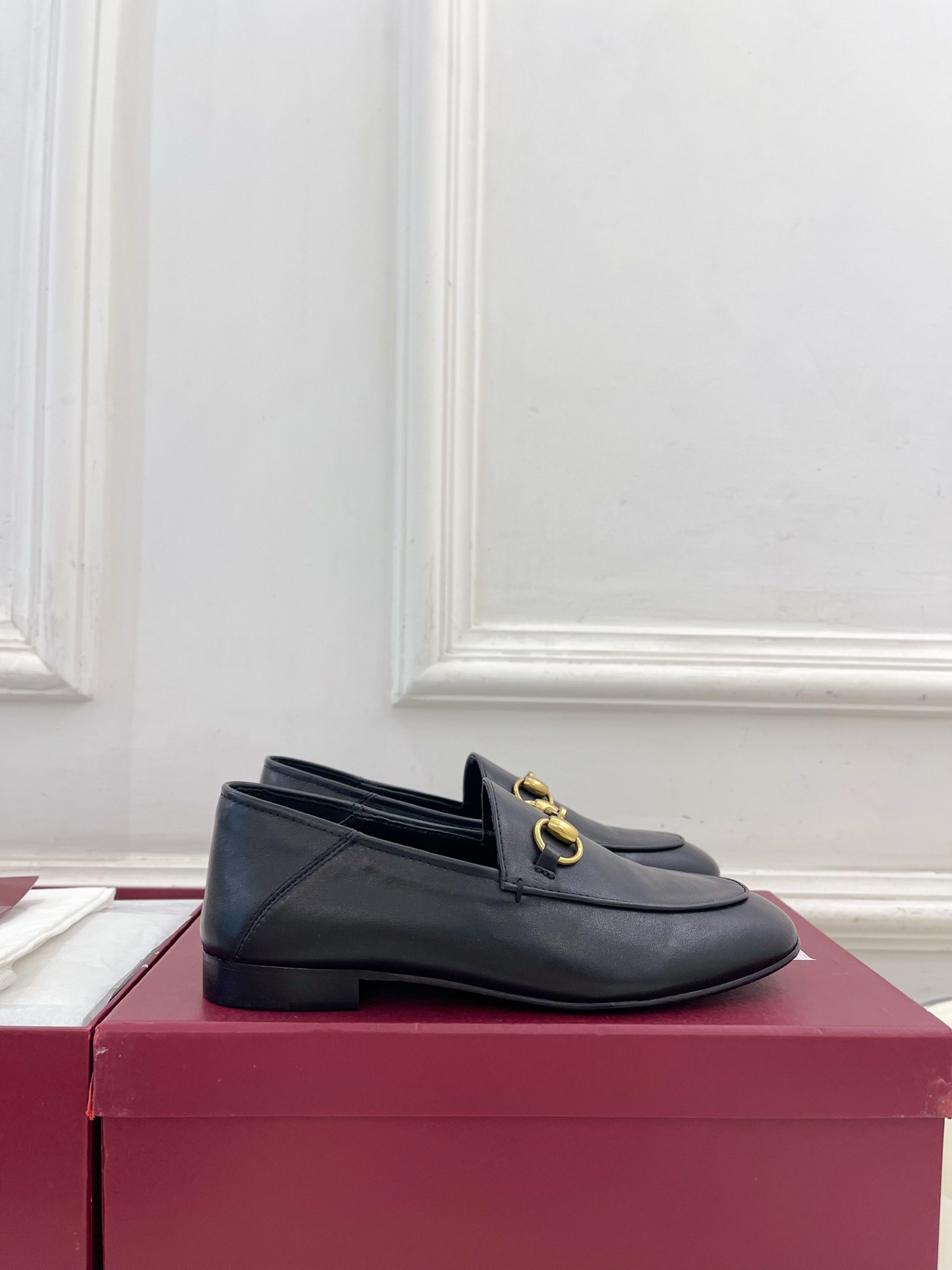 Women's Gucci loafer with Horsebit