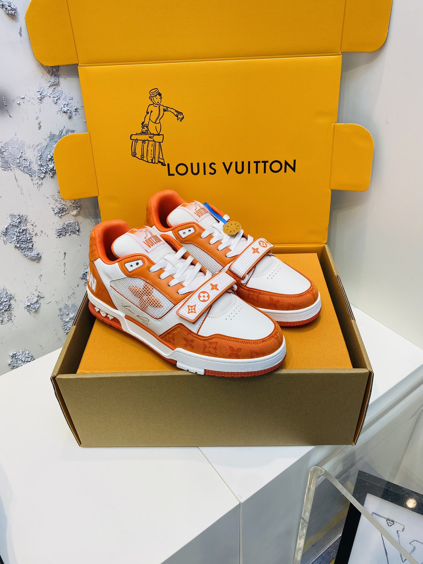 LV Unisex Trainer Sport Shoes