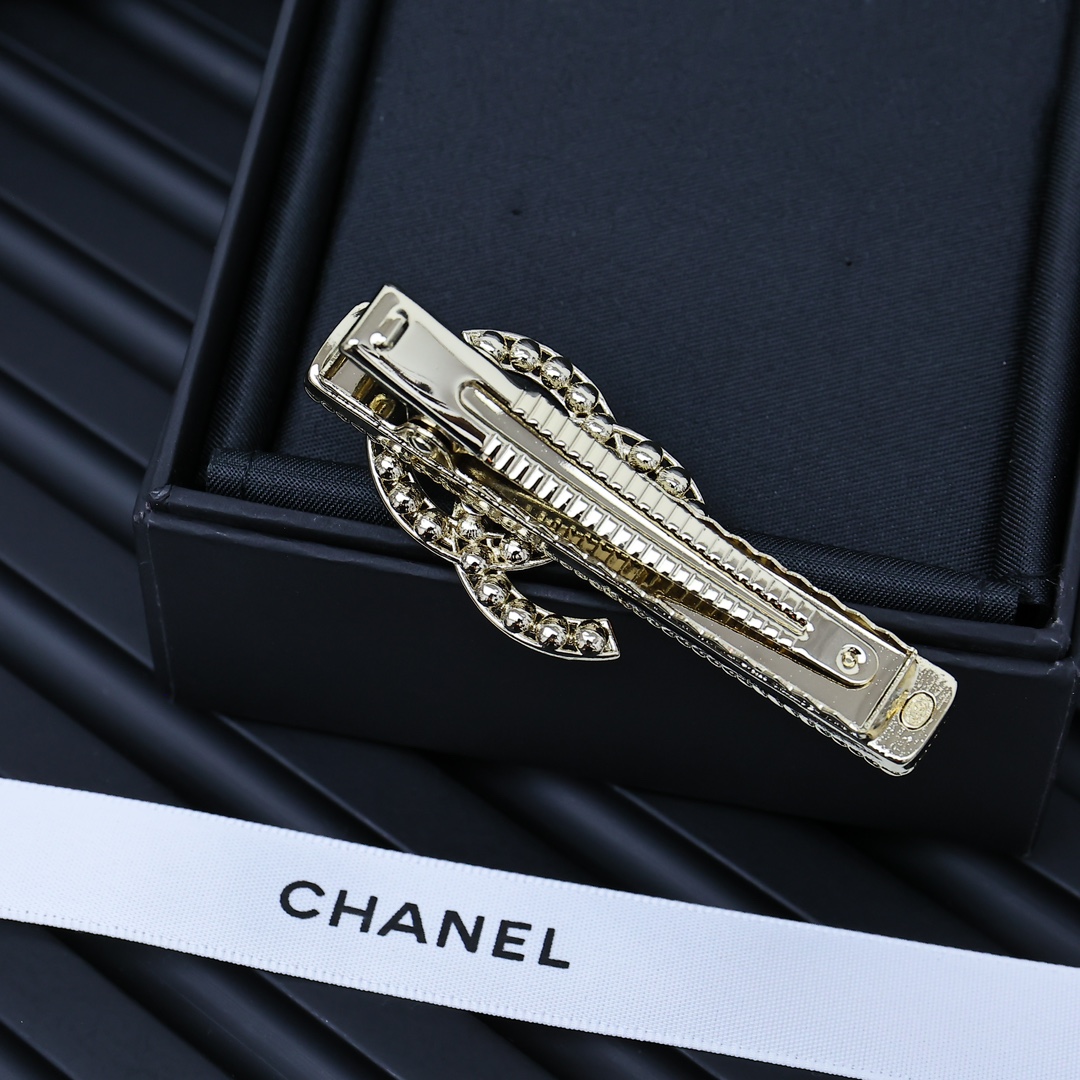 Chanel Hairclip