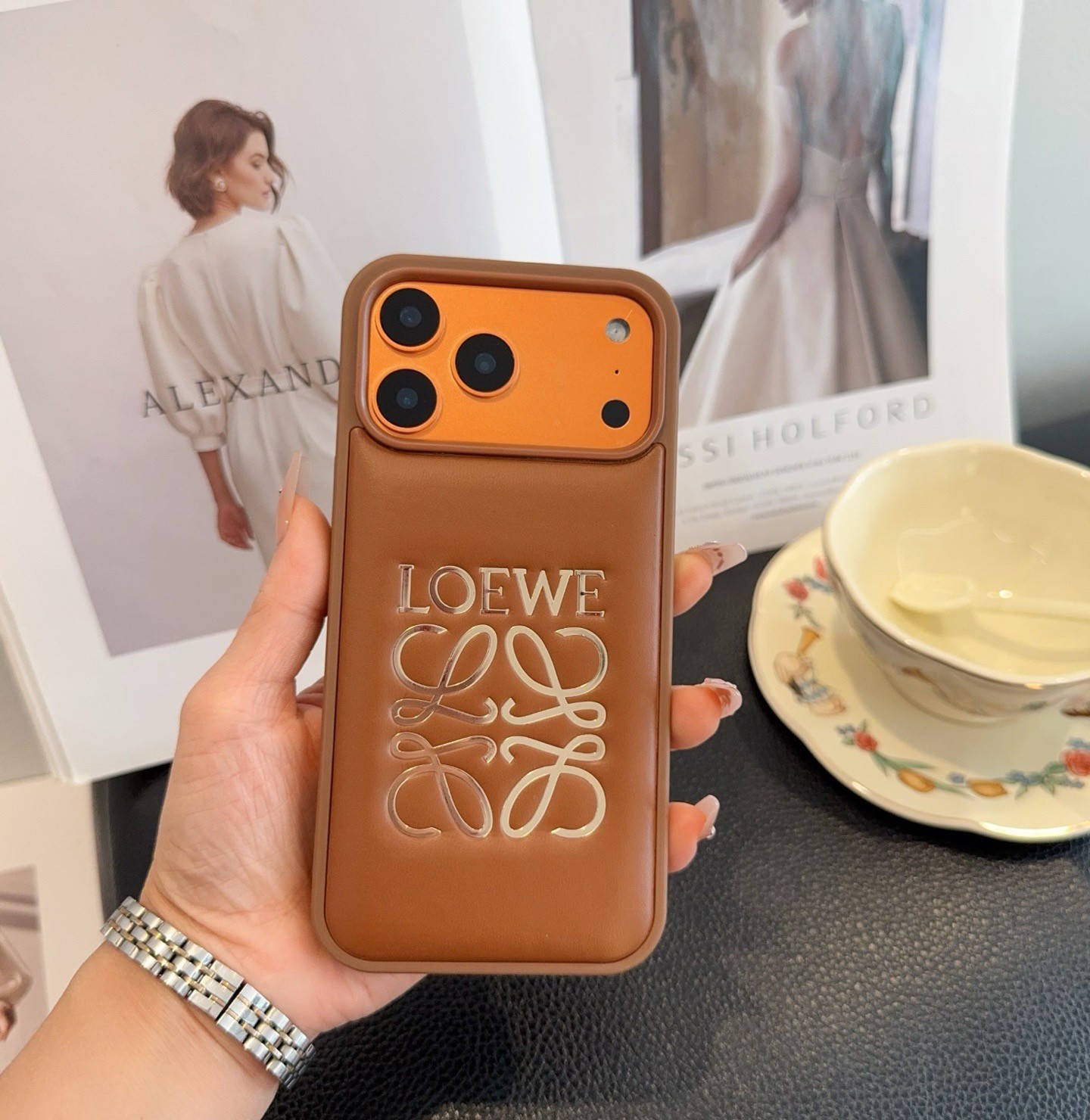 Loewe Puffy 3D Embossed Logo Leather Protective Phone Case - KAIROO