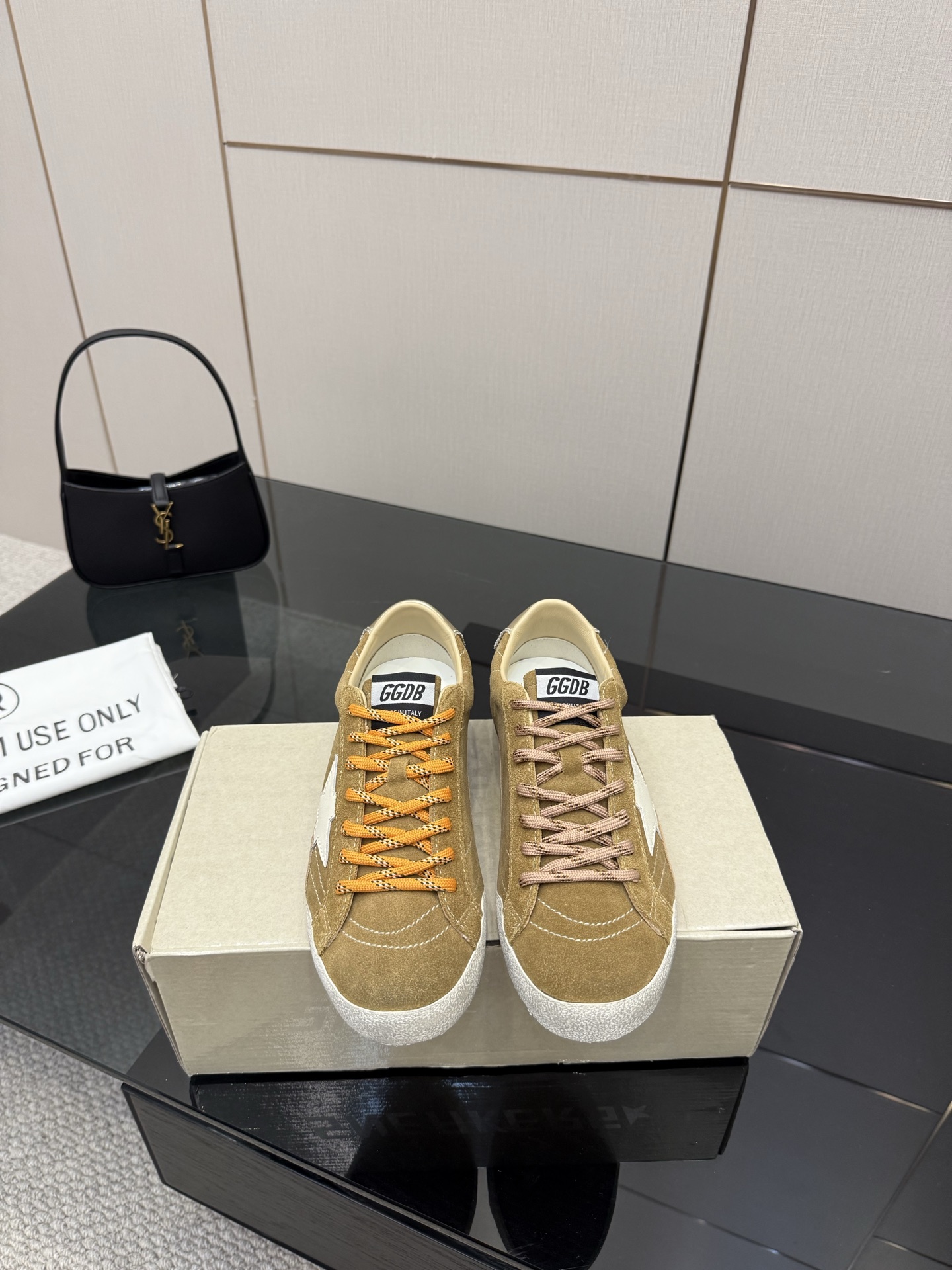 Golden Goose Women's sneaker