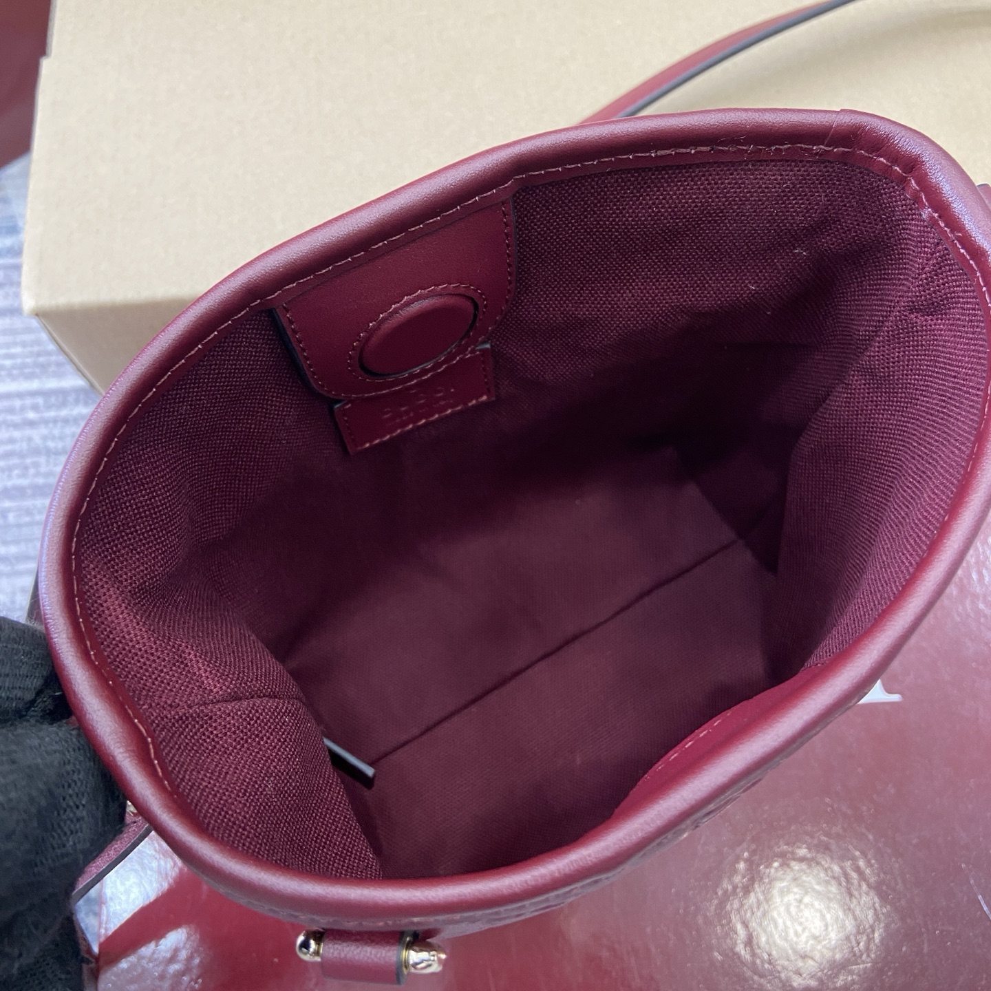 Gucci Bags GG Emblem GG Embossed Leather 847090