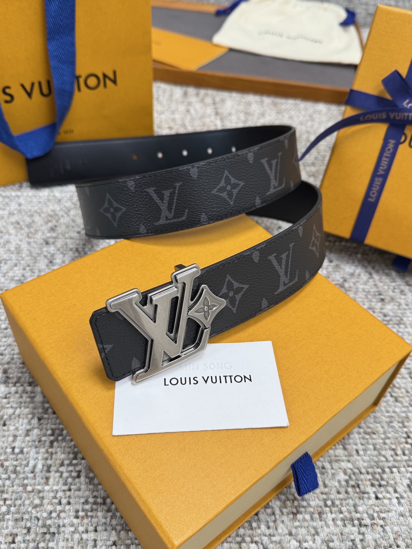 LV Flower Damoflage 40mm Reversible Belt