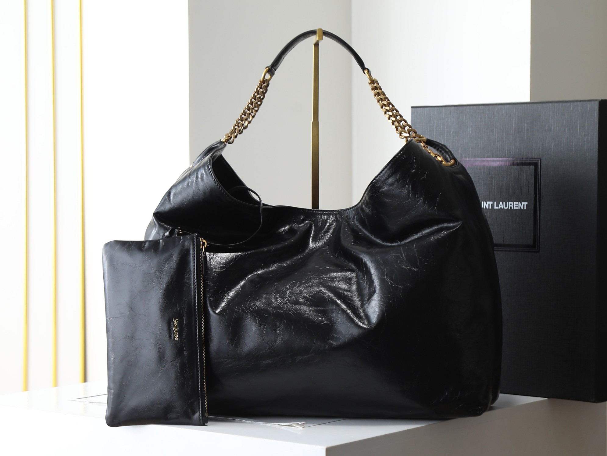 YSL Saint Laurent Hortense Large Hobo in Shiny leather-Black