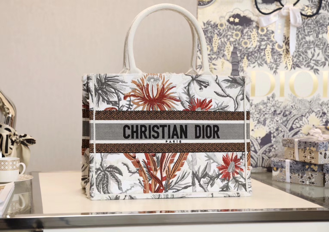 Dior  Book Tote White MultiColor Dior Petites Fleurs Embroidery