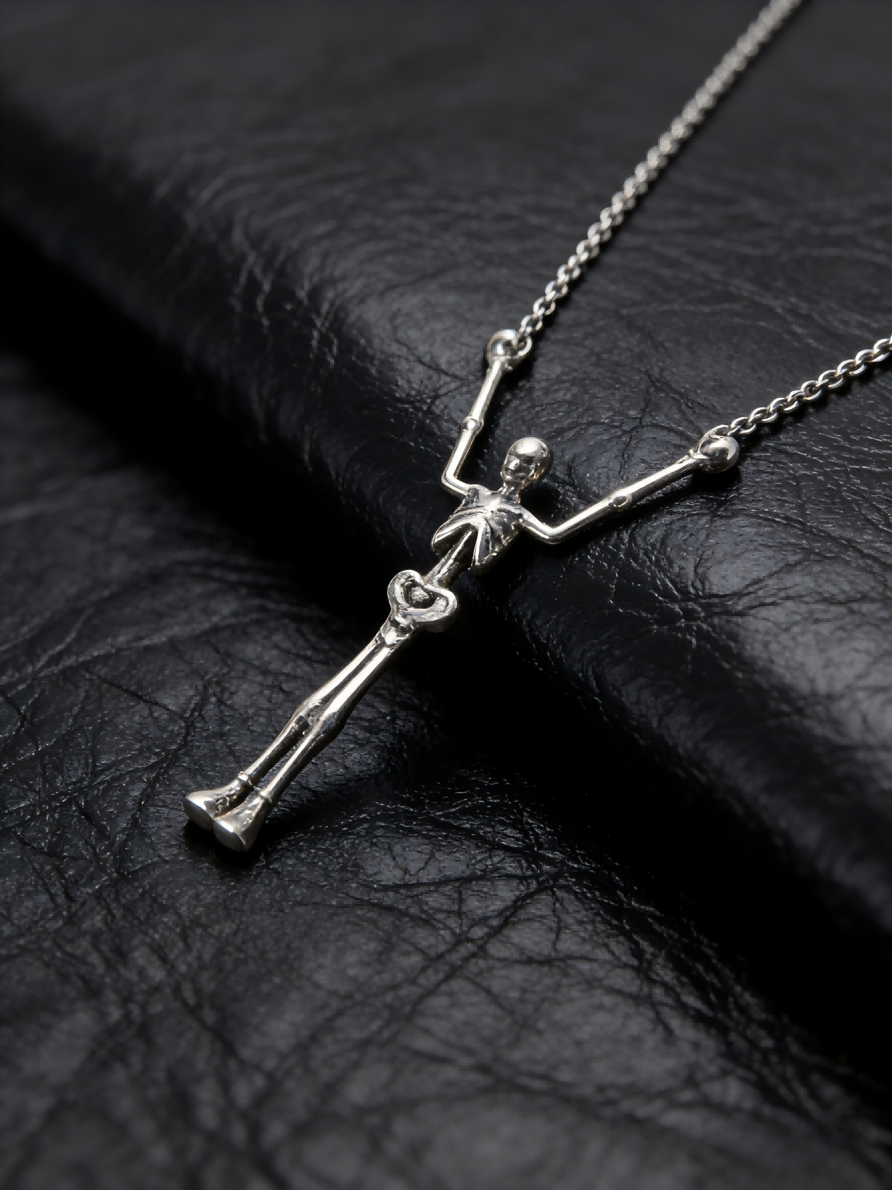 2026 New Silver-Tone Skeleton Pendant Necklace, Edgy Gothic Design, Punk Jewelry for Daily Wear