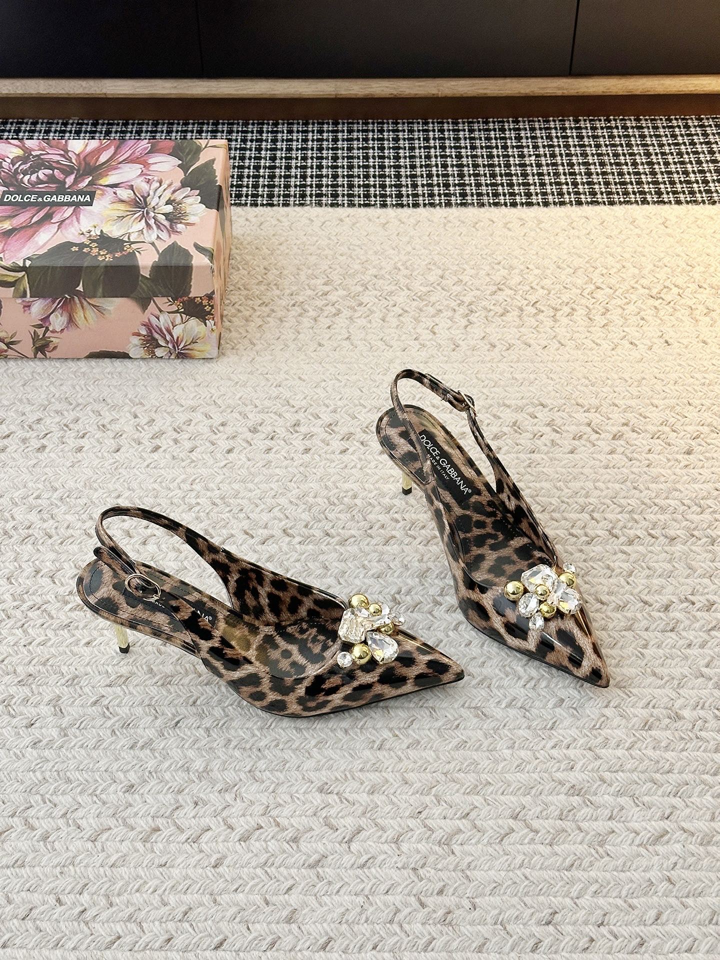 Dolce&Gabbana patent leather crystal slingback pumps
