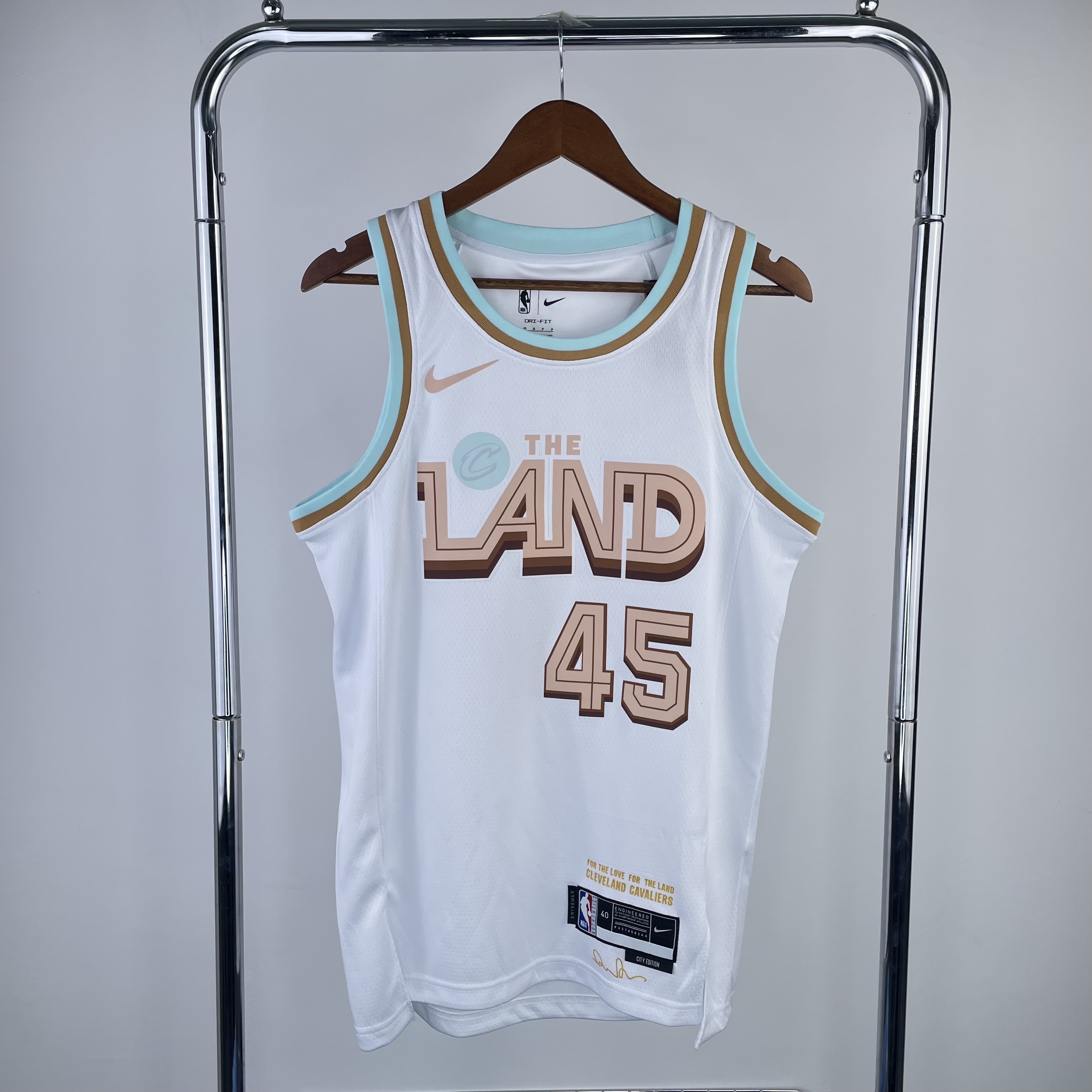 23 Seanson Cleveland Cavaliers City Edition  #45
