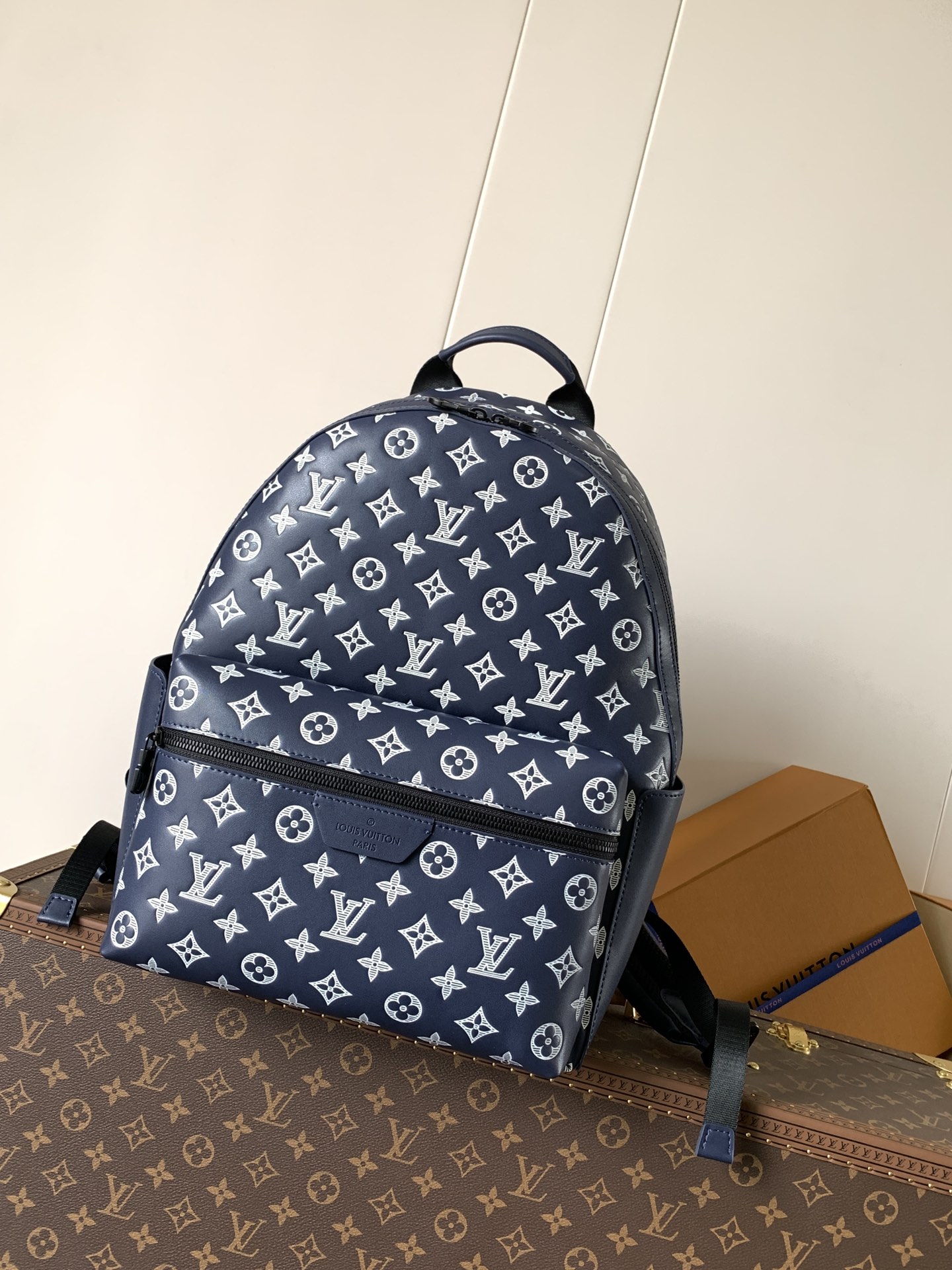 LV Men's Collection Bag M24760 Discovery Backpack PM