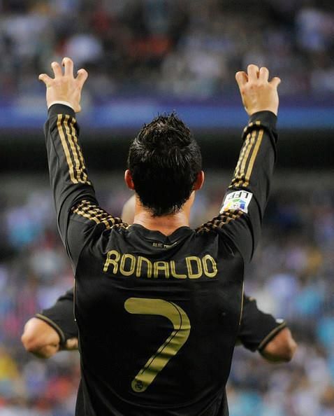 Retro  Real Mαdrid 11/12 Away Black Long Sleeves