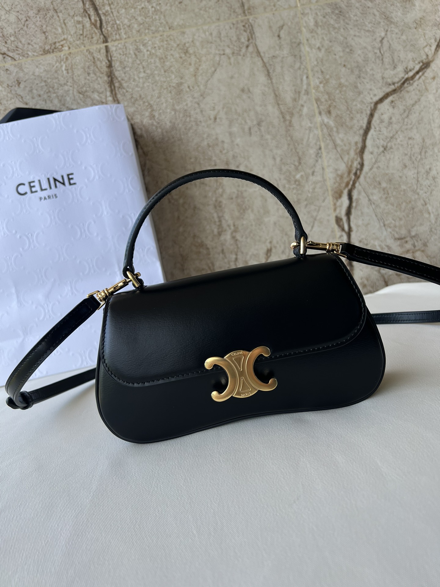 Celine Bag TEEN LOLA Cowhide 119533 ( 10A Mirror Version)