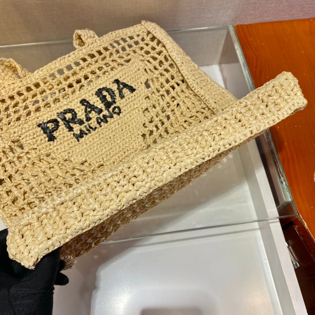 Prada  SMALL LOGO RAFIA TOTE 38CM