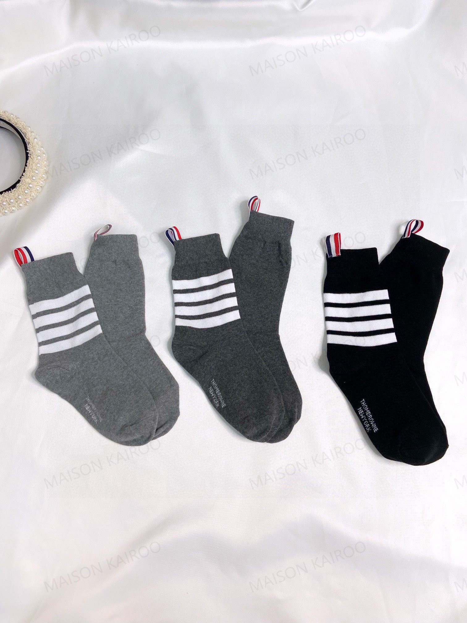 Thom Browne Socks 3-Pack - KAIROO