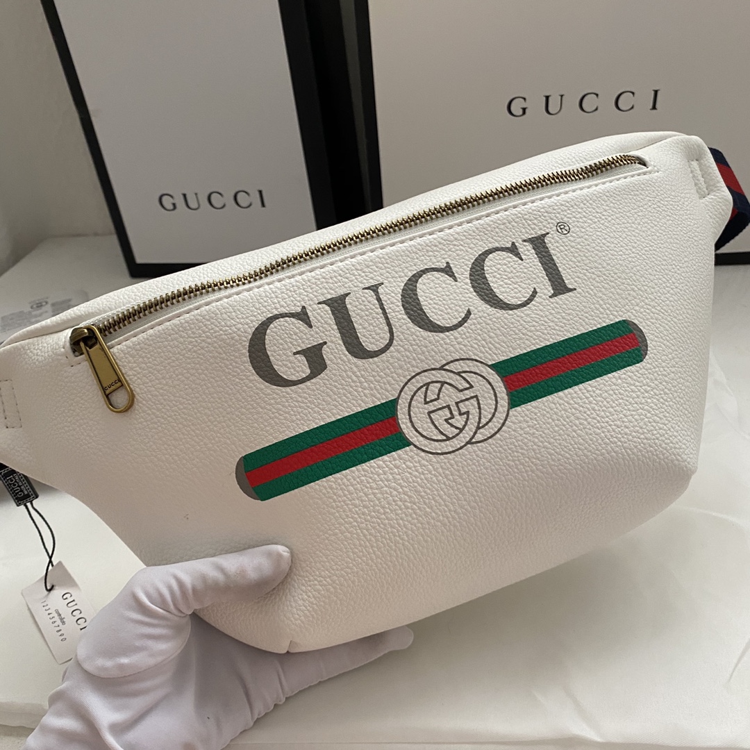 Gucci Leather Waist Bag