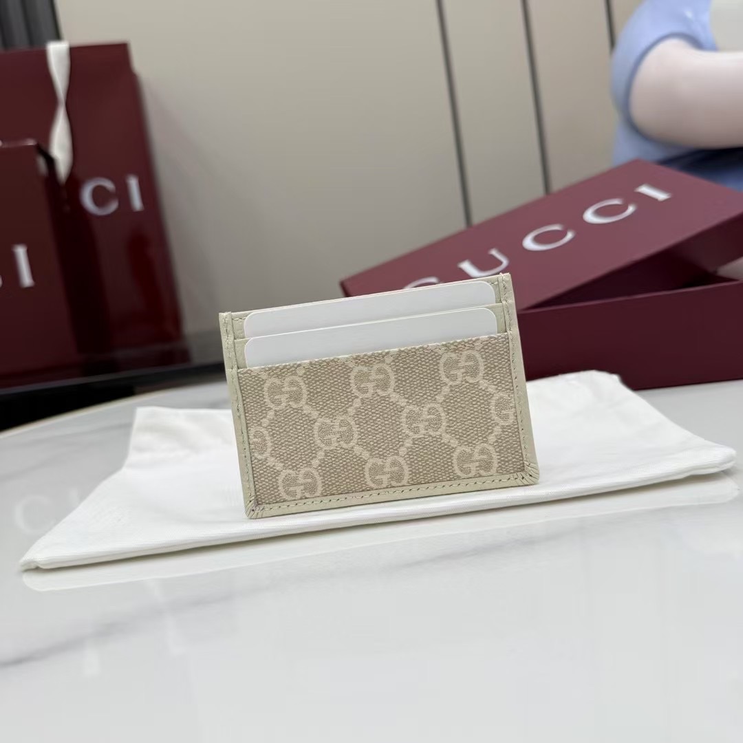 Gucci beige wallet card bag