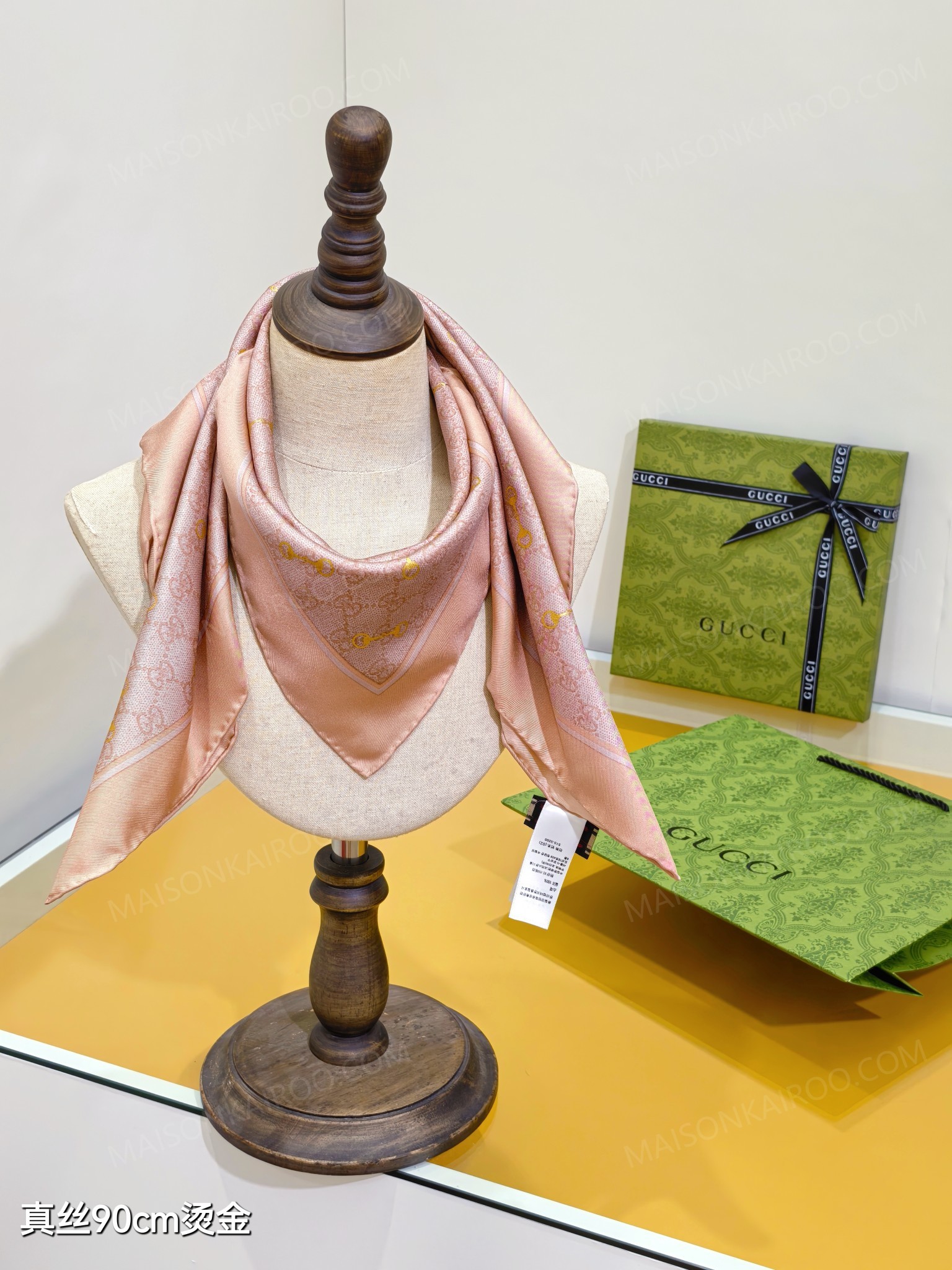 Gucci Hot Stamping GG Square Scarf - KAIROO