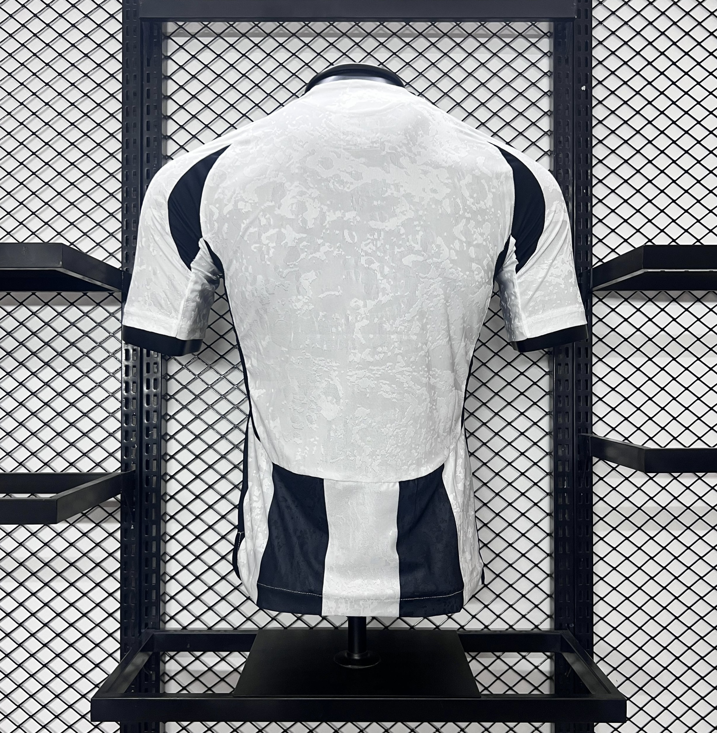 Player Version  Juventus 24/25 Home