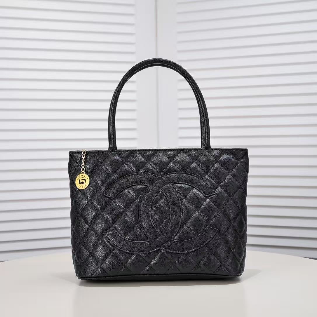 Chanel Medallion Tote caviar Black SHW
