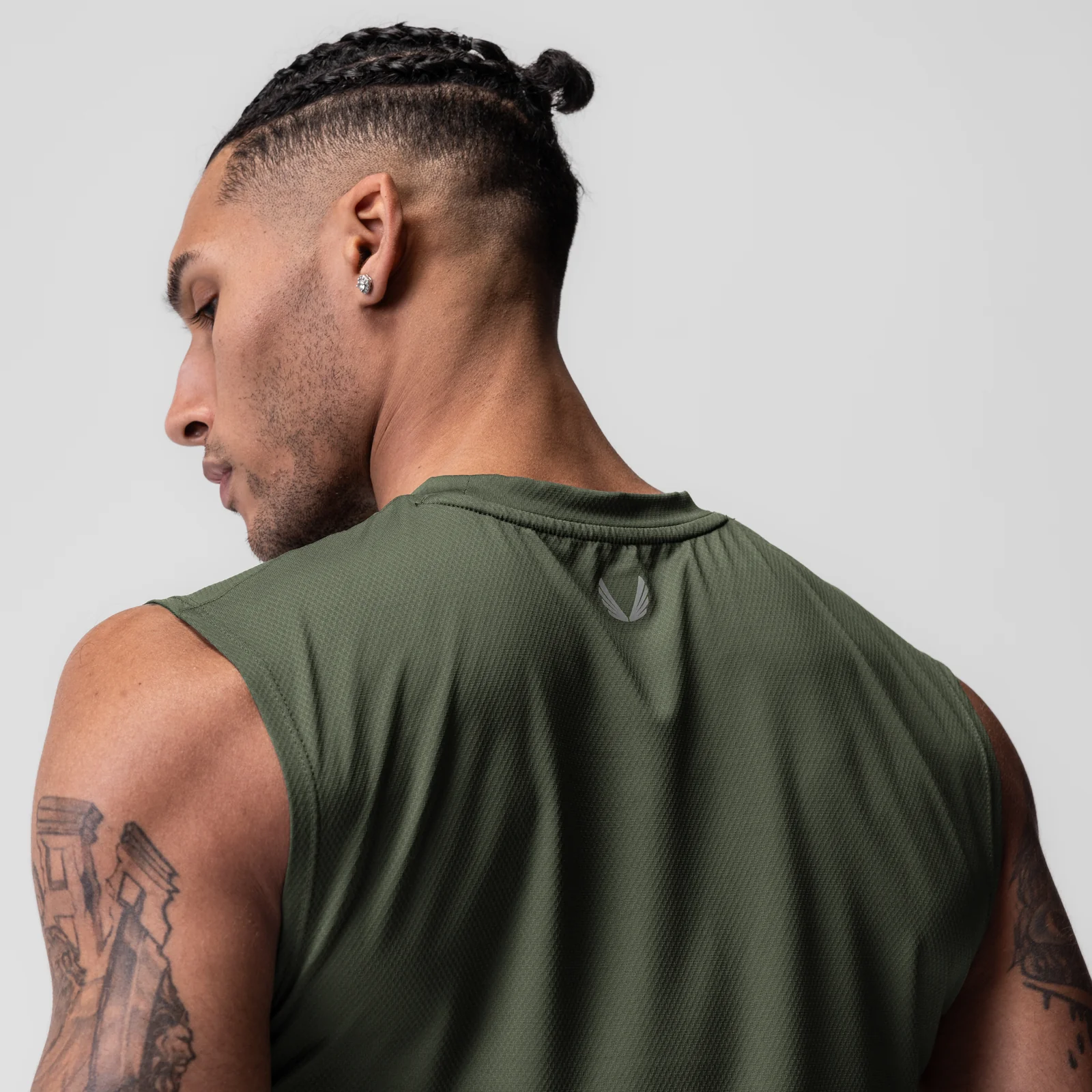 0757. AeroSilver Cutoff Tank - Olive