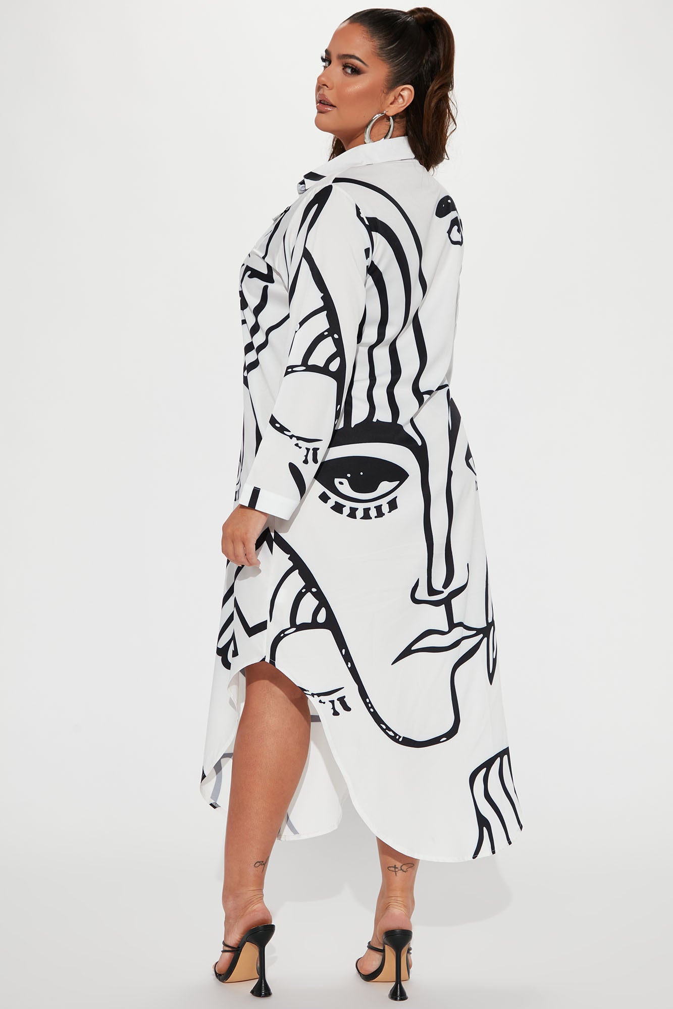 Eyes On You Maxi Shirt Dress - White/Black